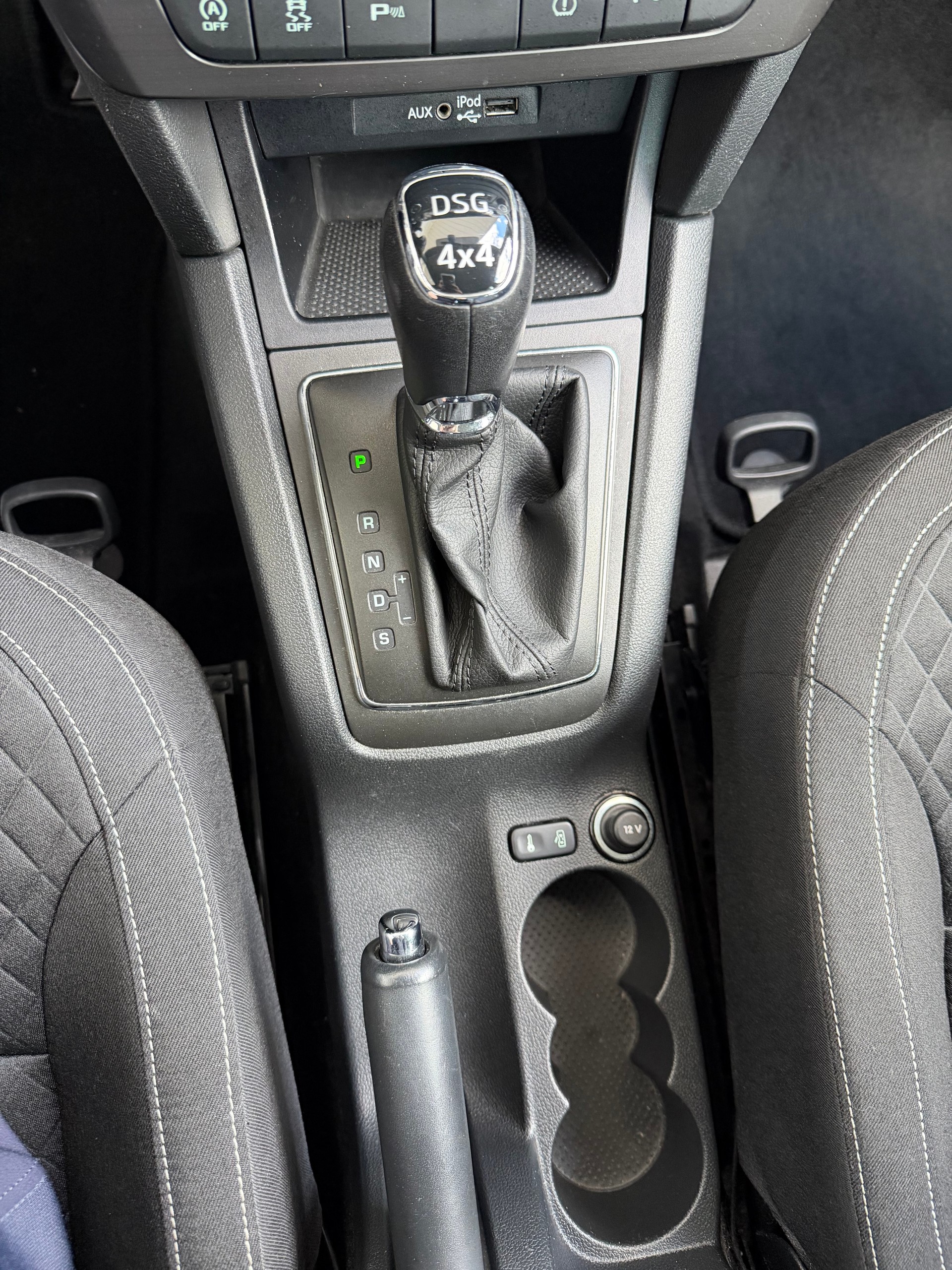 SKODA Yeti 1.4 TSI Ambition 4x4 DSG-image-12