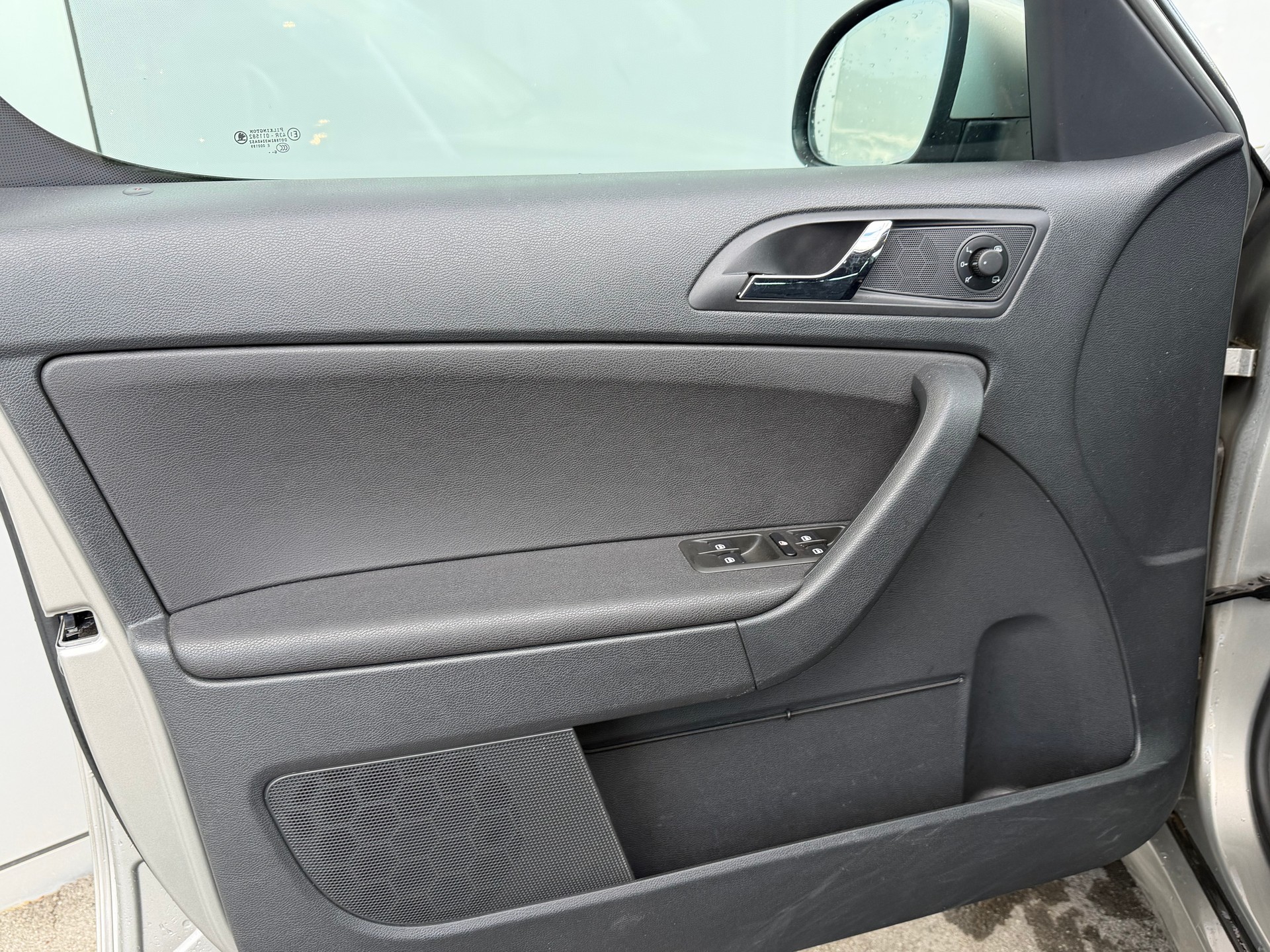 SKODA Yeti 1.4 TSI Ambition 4x4 DSG-image-10