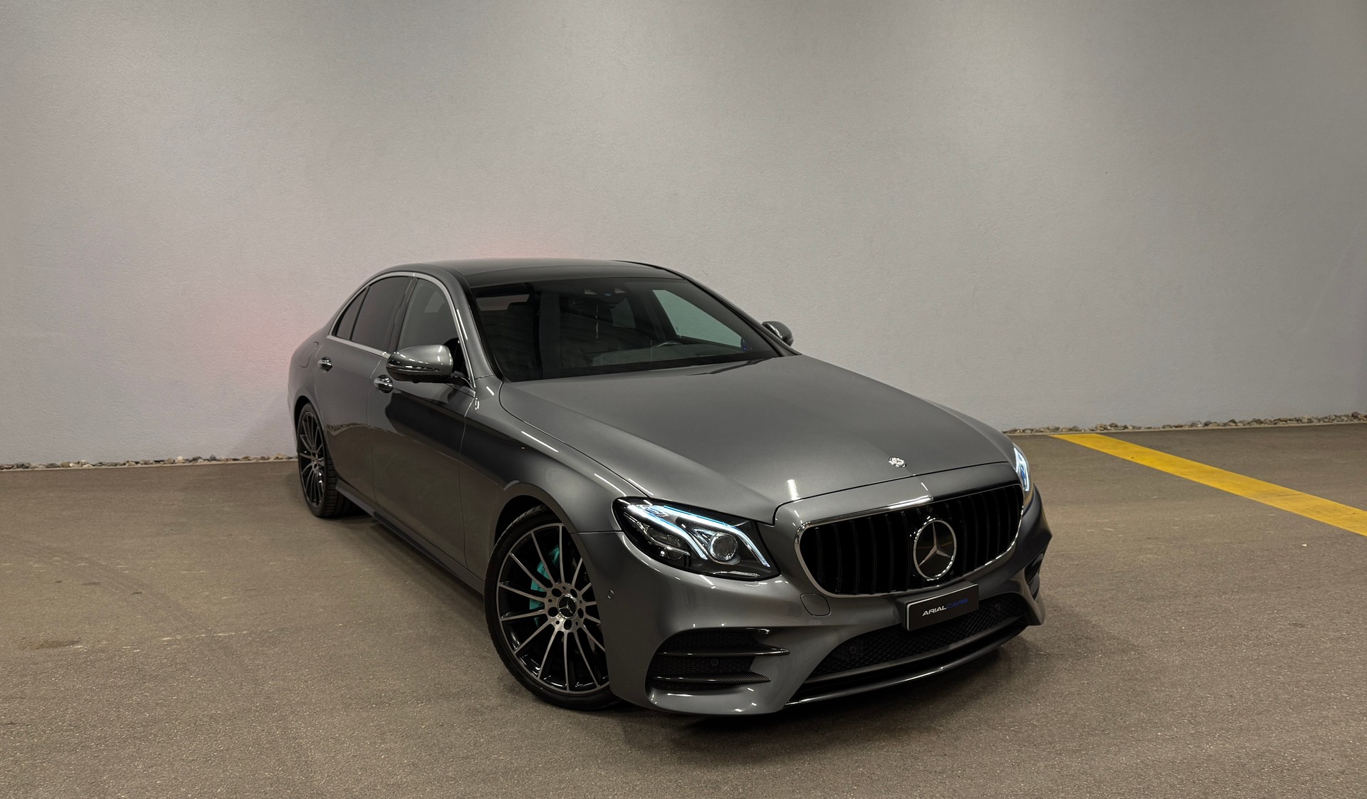 MERCEDES-BENZ E 220 d AMG Line 9G-Tronic *CH-FHZ*BURMESTER*PANO*DISTRONIC*KERAMIKVERSIEGELT*