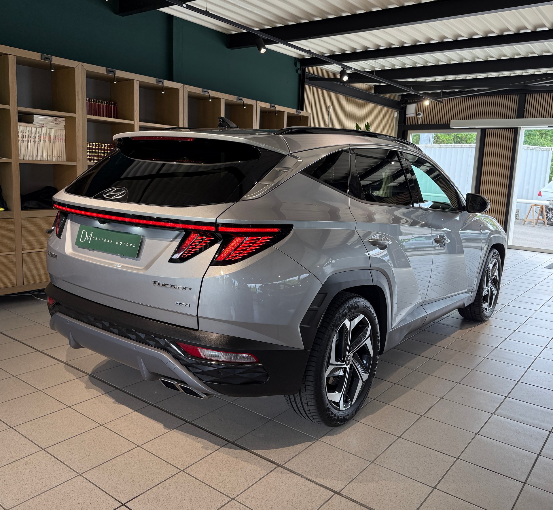 HYUNDAI Tucson 1.6 TGDI 48V Vertex DCT 4WD-image-3