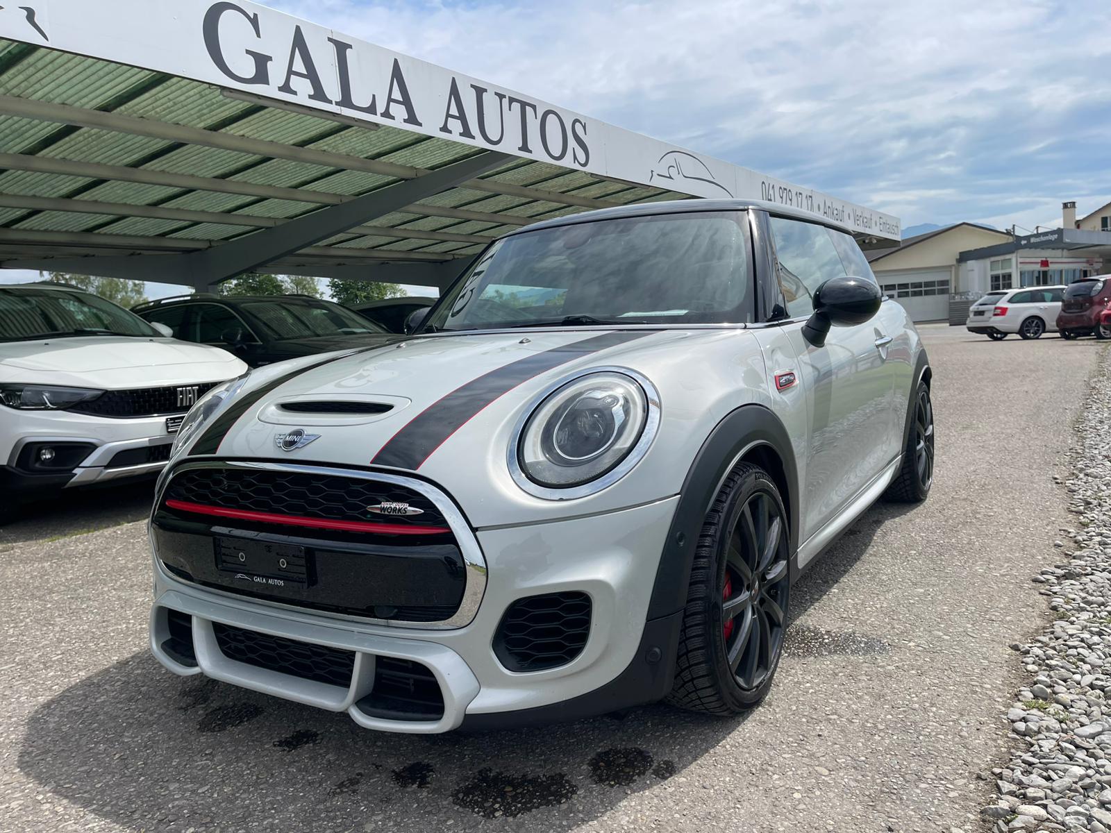 MINI Cooper John Cooper Works Steptronic-image-0