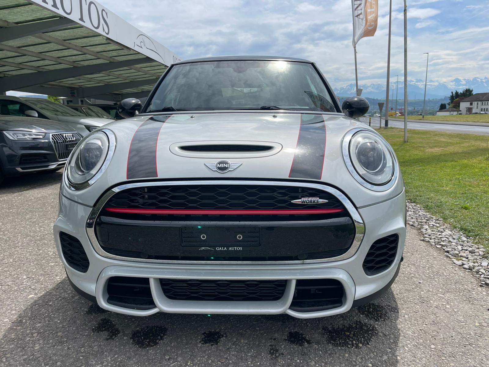 MINI Cooper John Cooper Works Steptronic-image-1