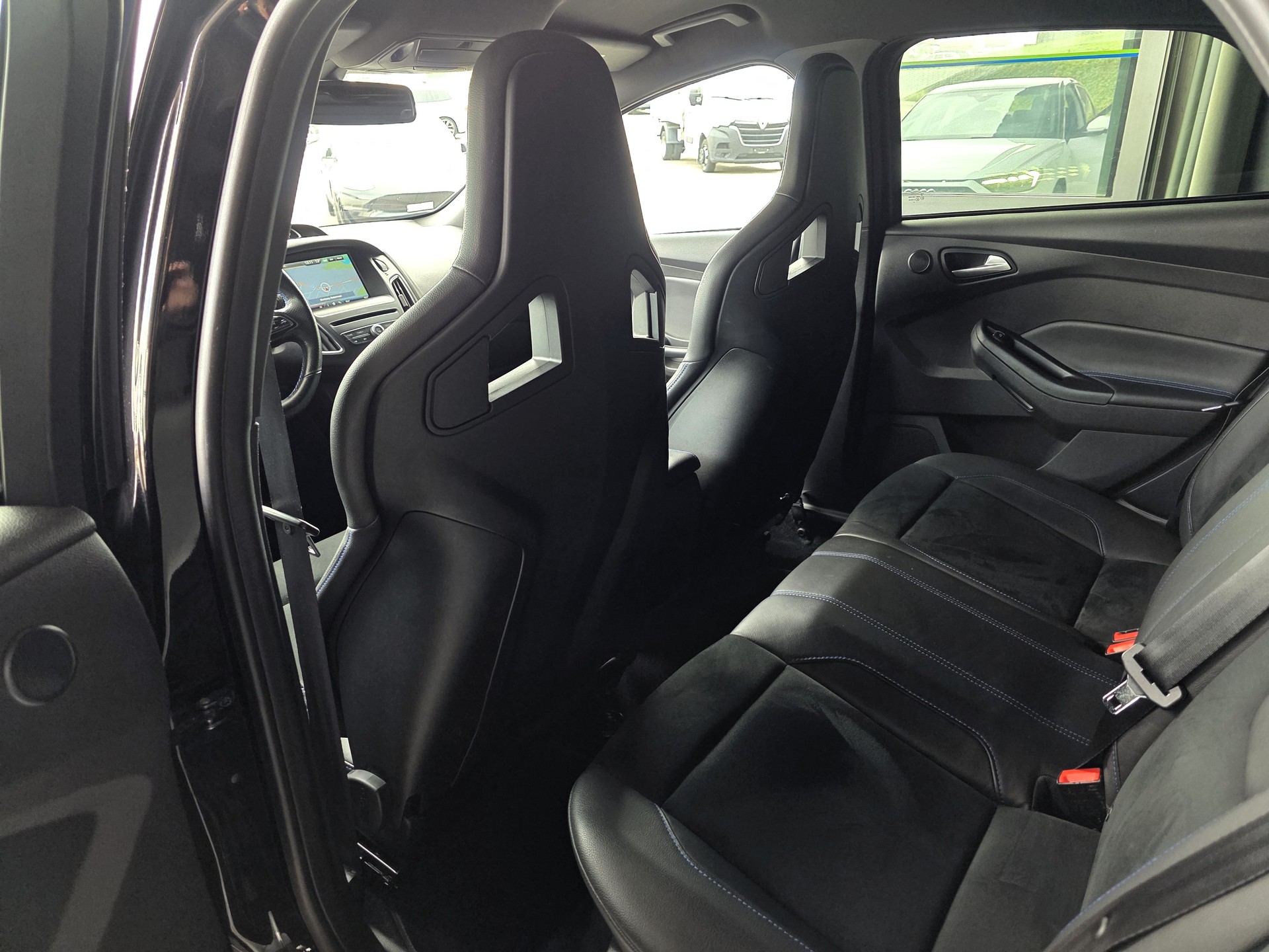 FORD Focus 2.3 EcoBoost RS AWD-image-11