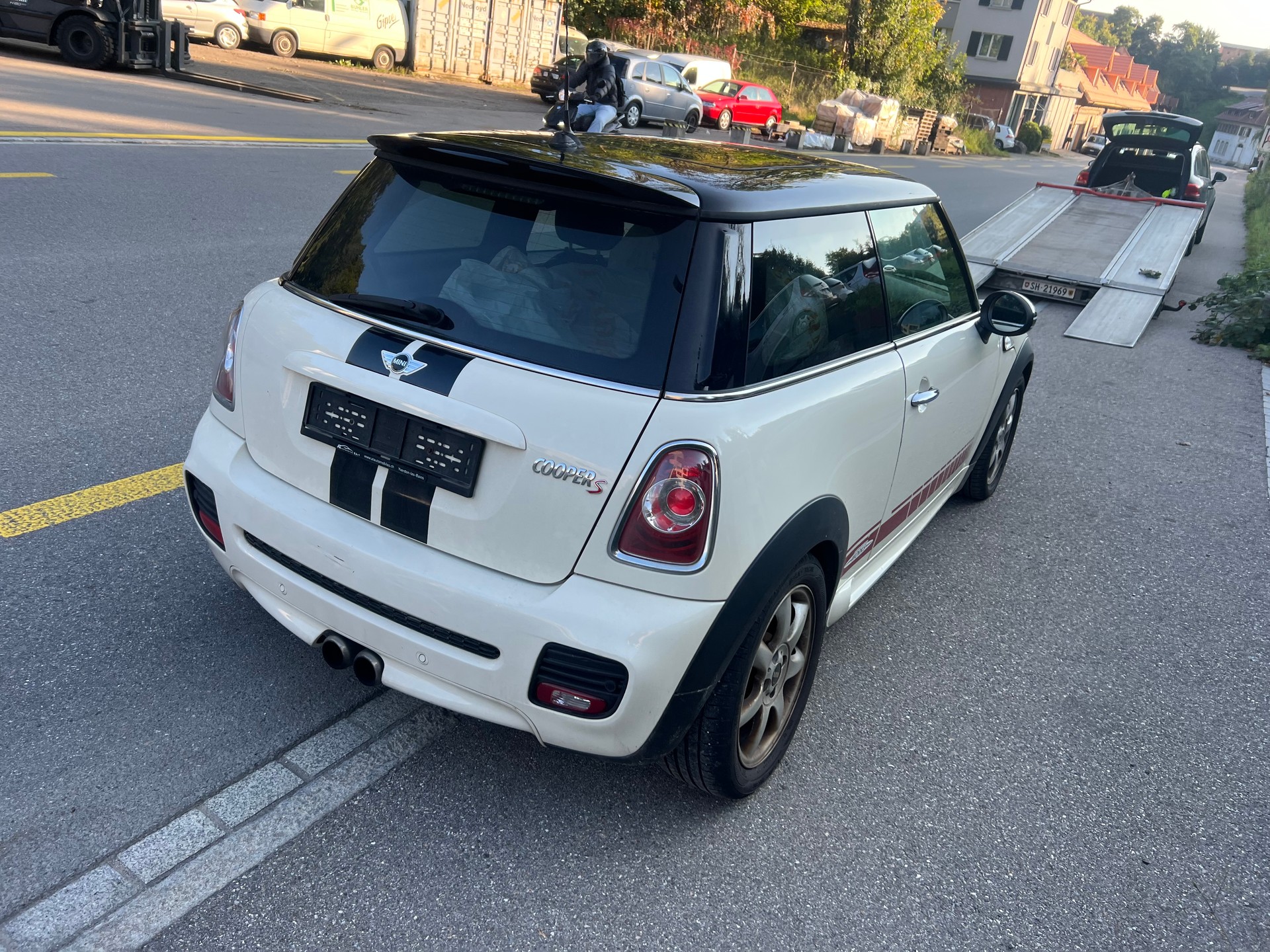 MINI Cooper S-image-3