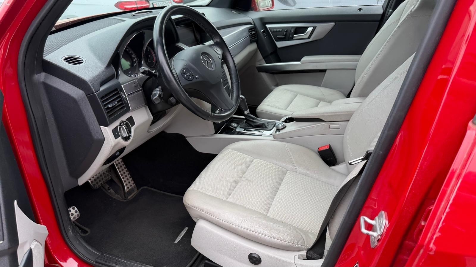 MERCEDES-BENZ GLK 220 CDI BlueEfficiency 4Matic 7G-Tronic-image-21