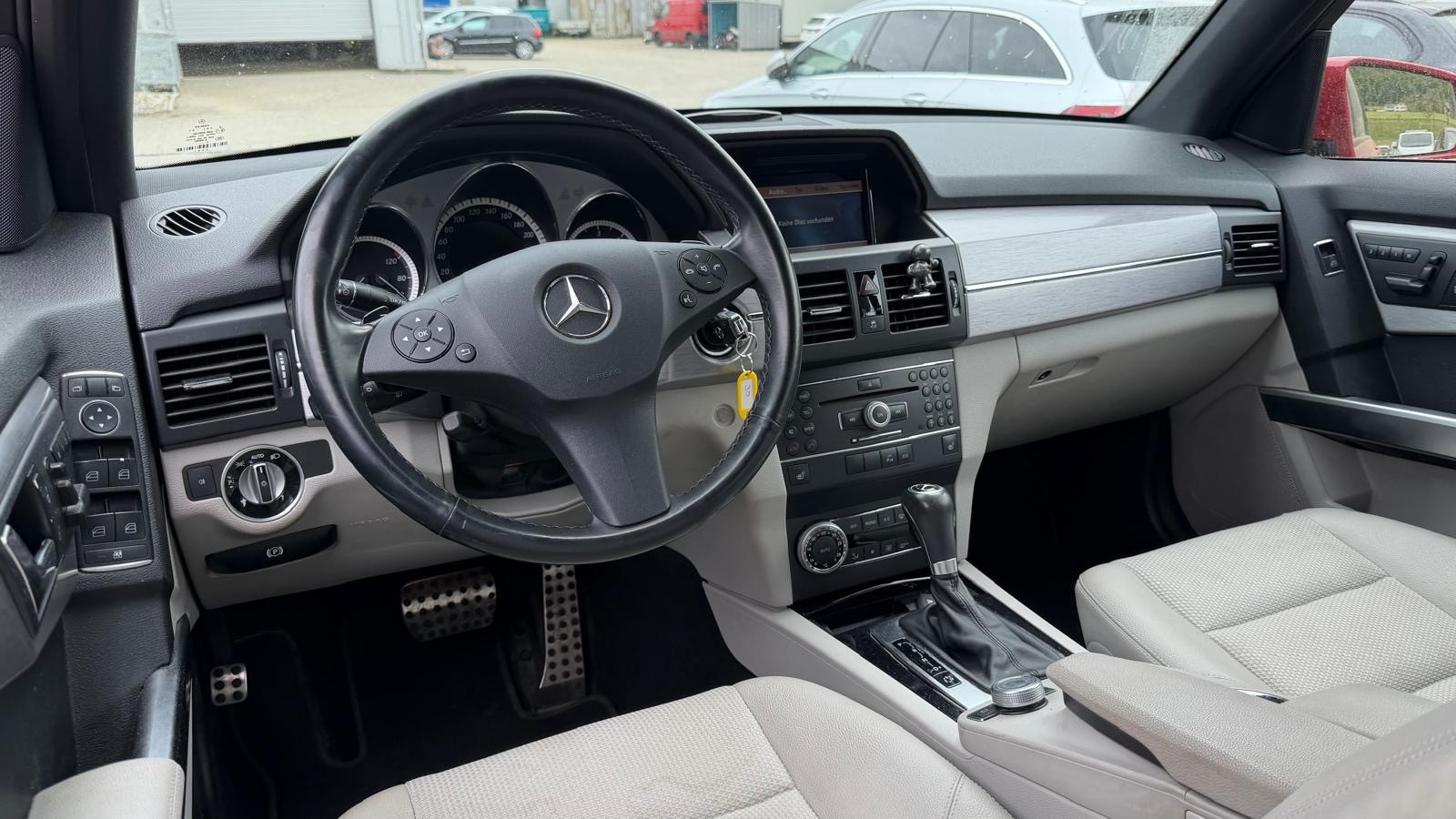 MERCEDES-BENZ GLK 220 CDI BlueEfficiency 4Matic 7G-Tronic-image-15