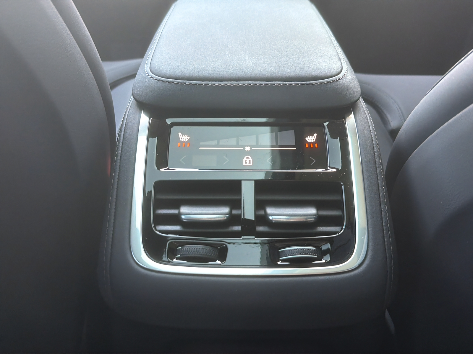 VOLVO XC90 2.0 T8 TE Plus Dark eAWD-image-20