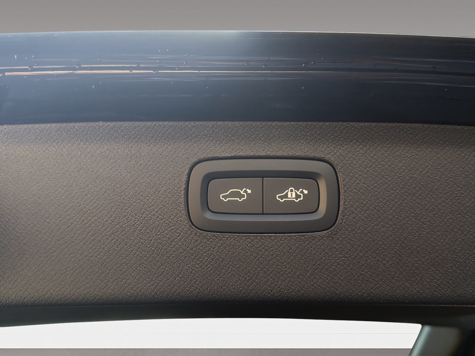 VOLVO XC90 2.0 T8 TE Plus Dark eAWD-image-23