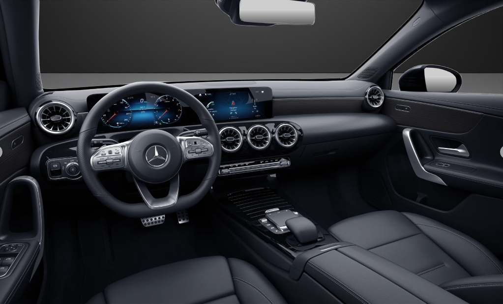 MERCEDES-BENZ A 200 4Matic AMG Line 8G-DCT-image-6
