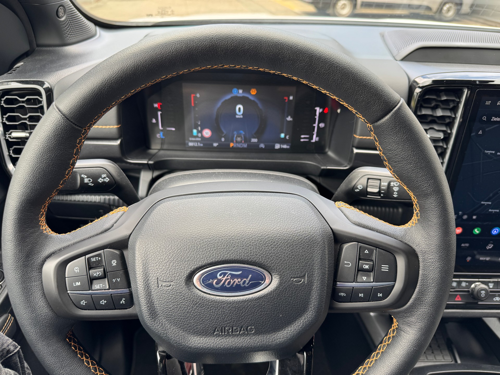 FORD Ranger Wildtrak 3.0 Eco Blue e-4WD Automat-image-8