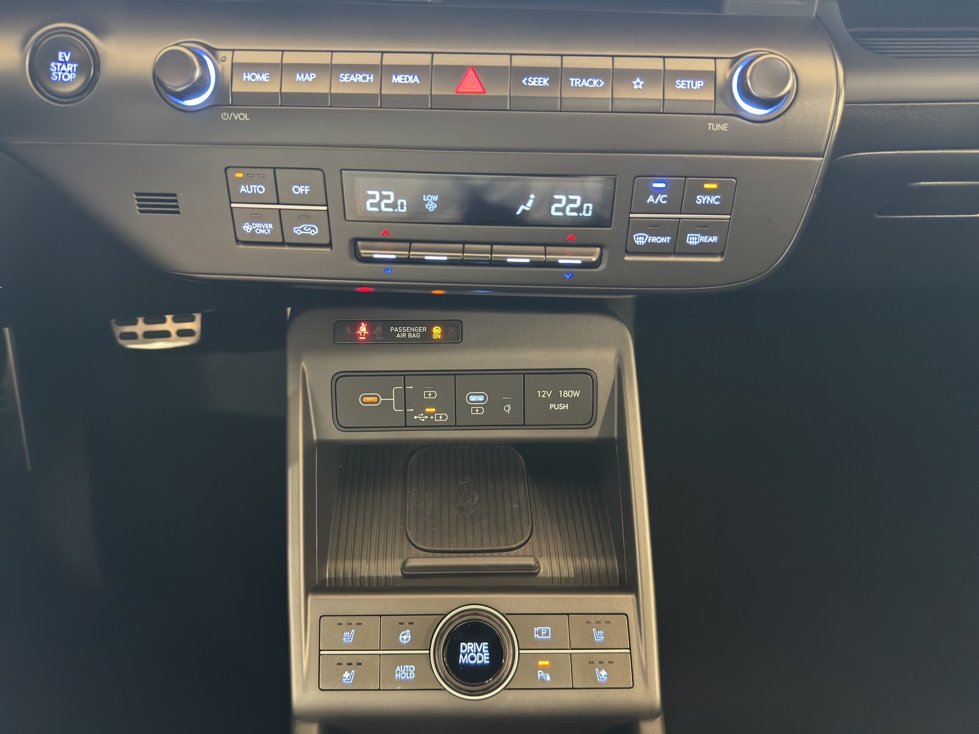 HYUNDAI Kona EV 65.4 kWh N Line-image-18