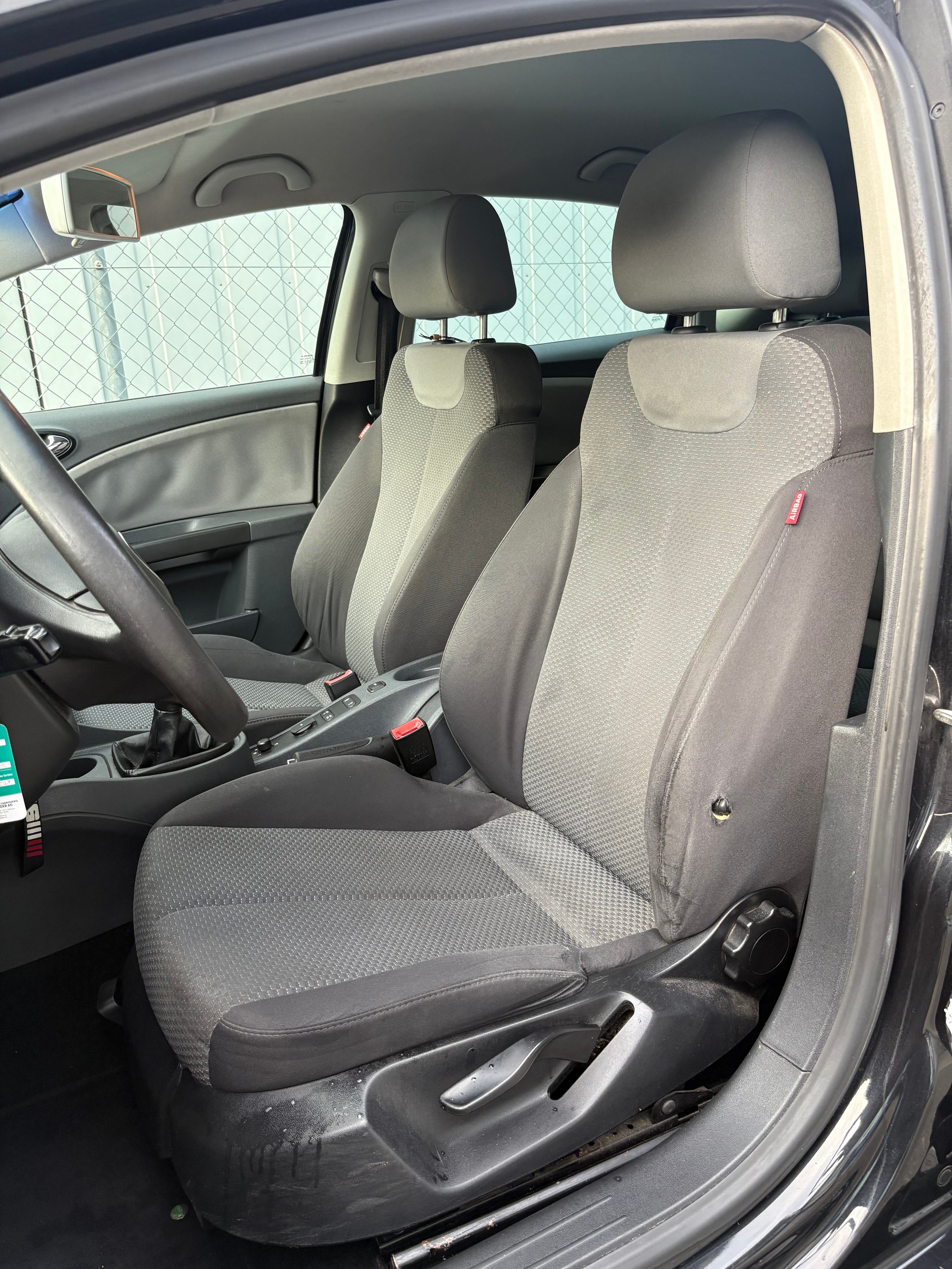 SEAT Leon 1.6 Rebel-image-9