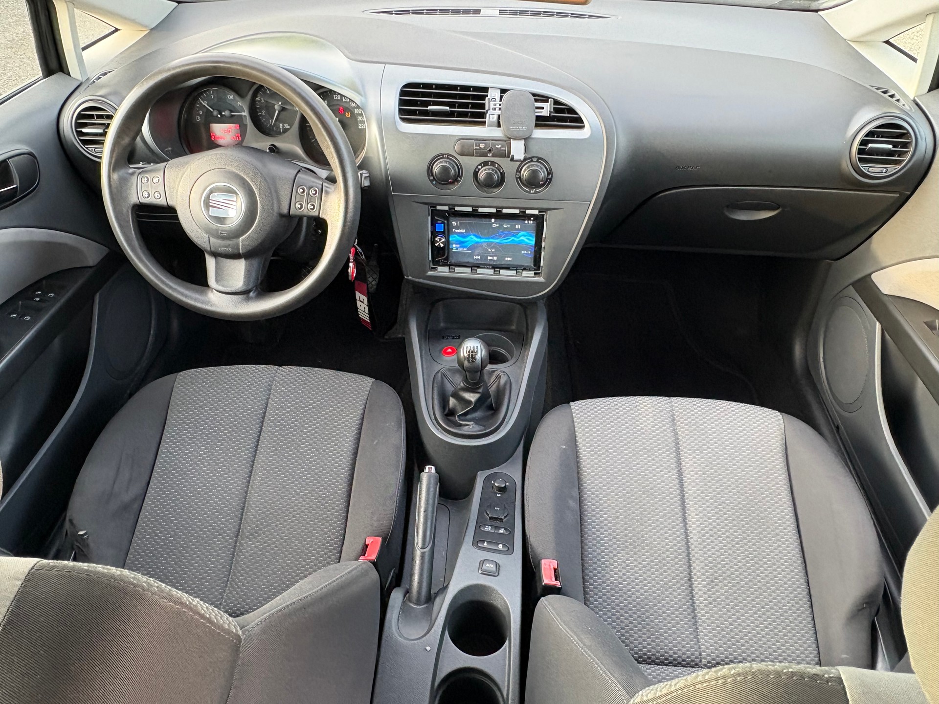SEAT Leon 1.6 Rebel-image-8
