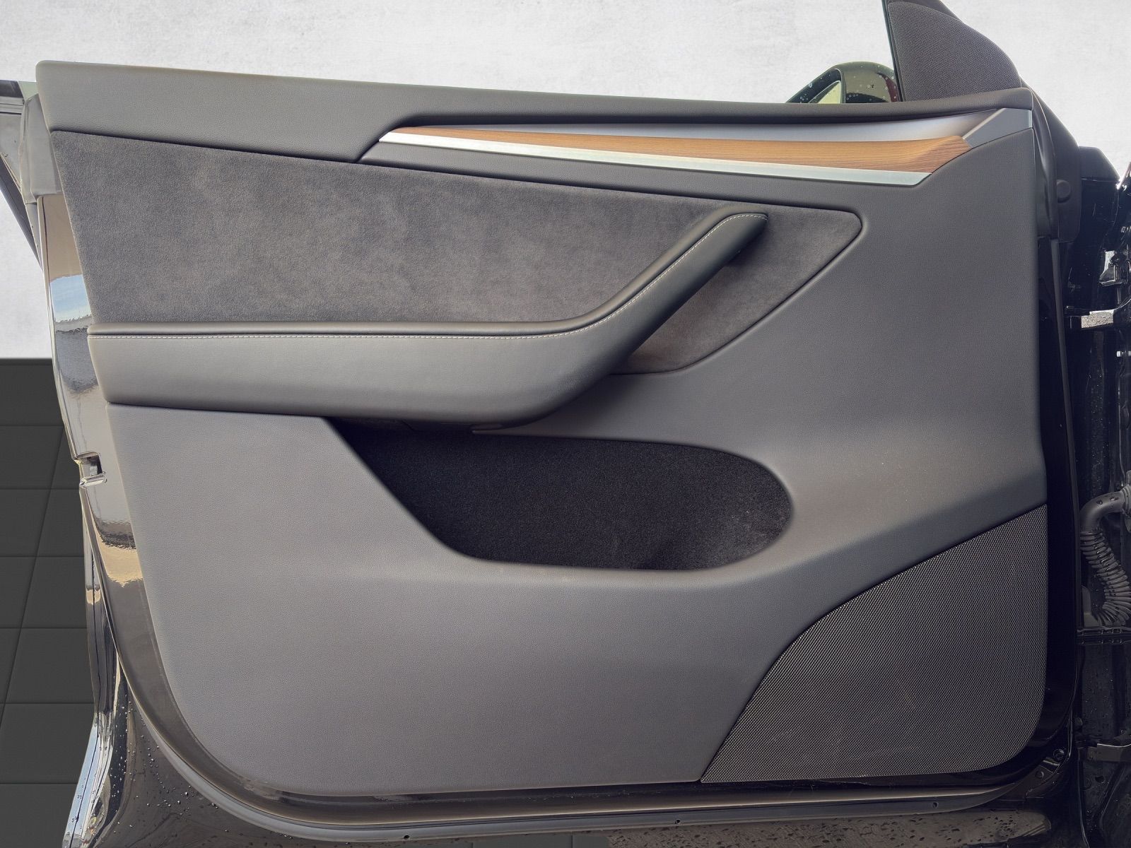 TESLA Model Y Performance-image-14