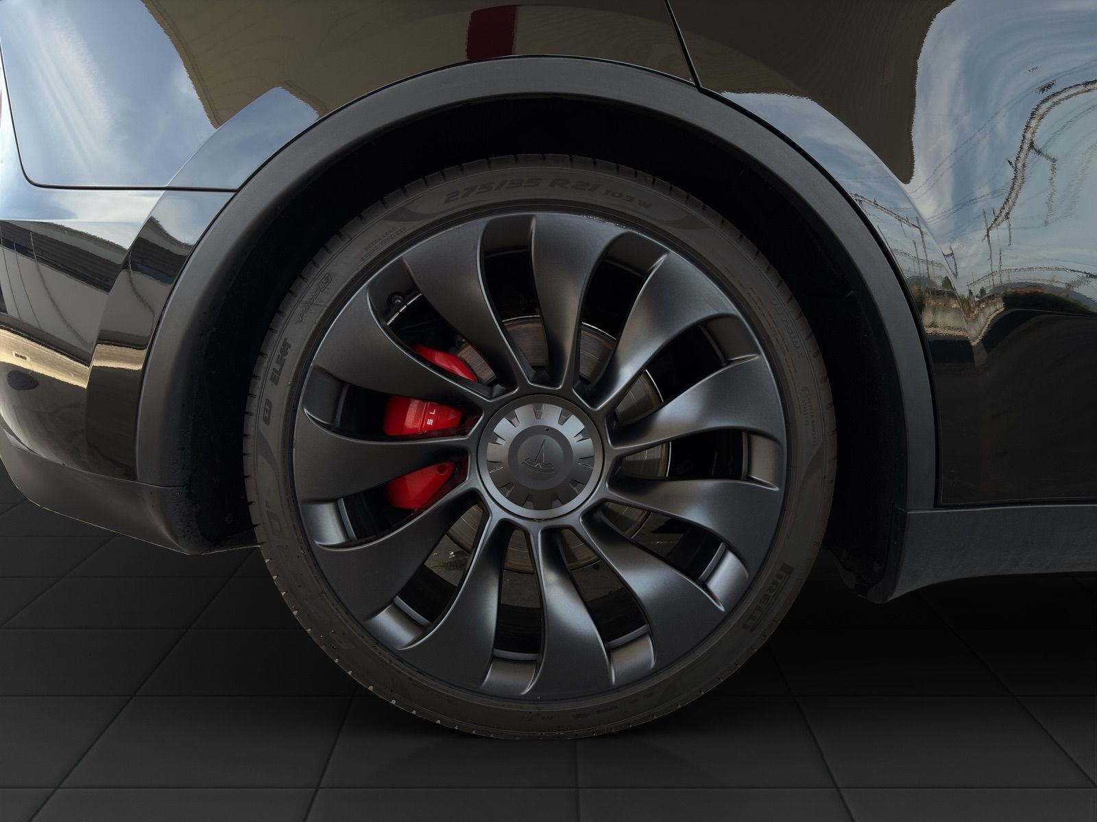 TESLA Model Y Performance-image-18