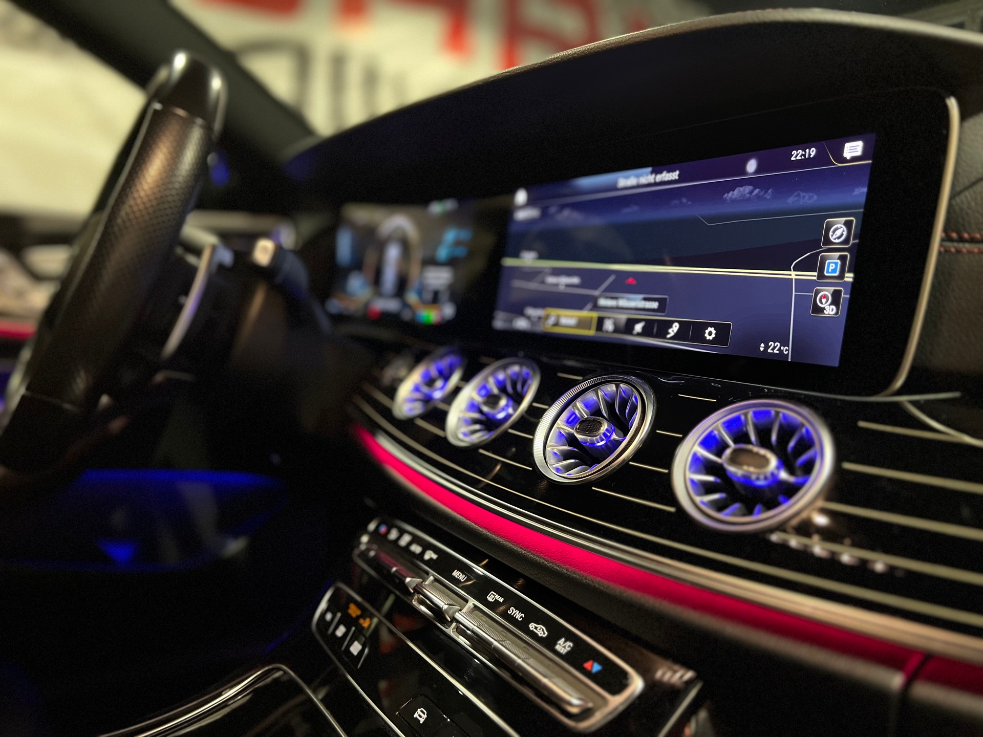 MERCEDES-BENZ E 53 Coupé AMG 4Matic+ 9G-Speedshift TCT-image-17