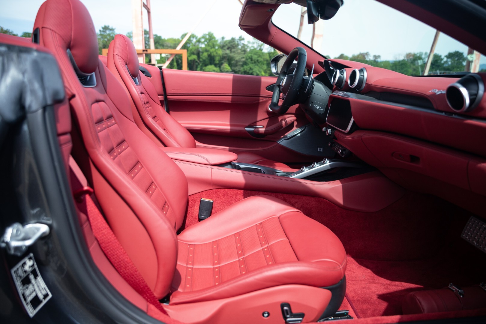 FERRARI Portofino 3.9 V8 T-image-14