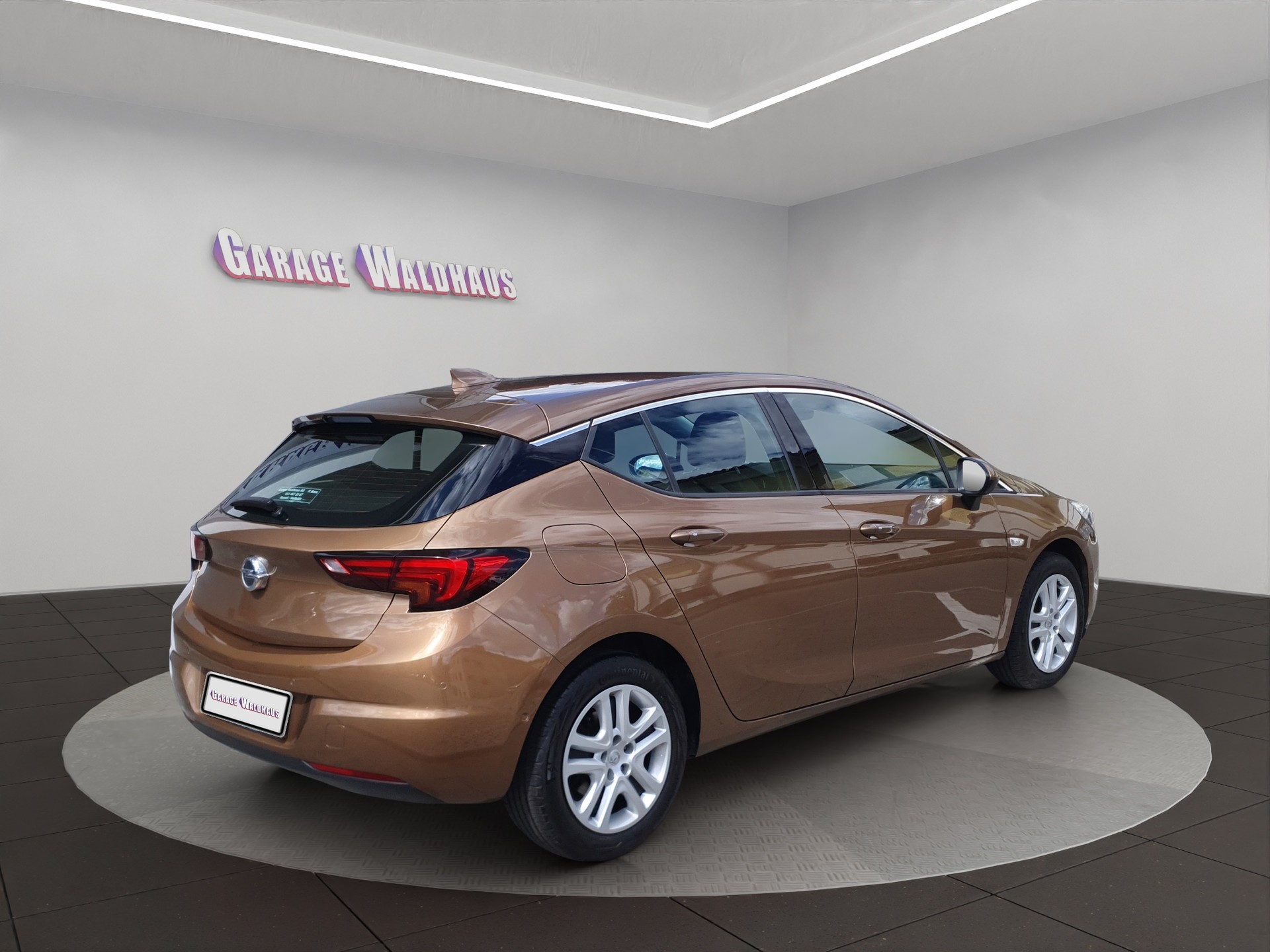 OPEL Astra 1.4i Turbo Excellence Automatic-image-4