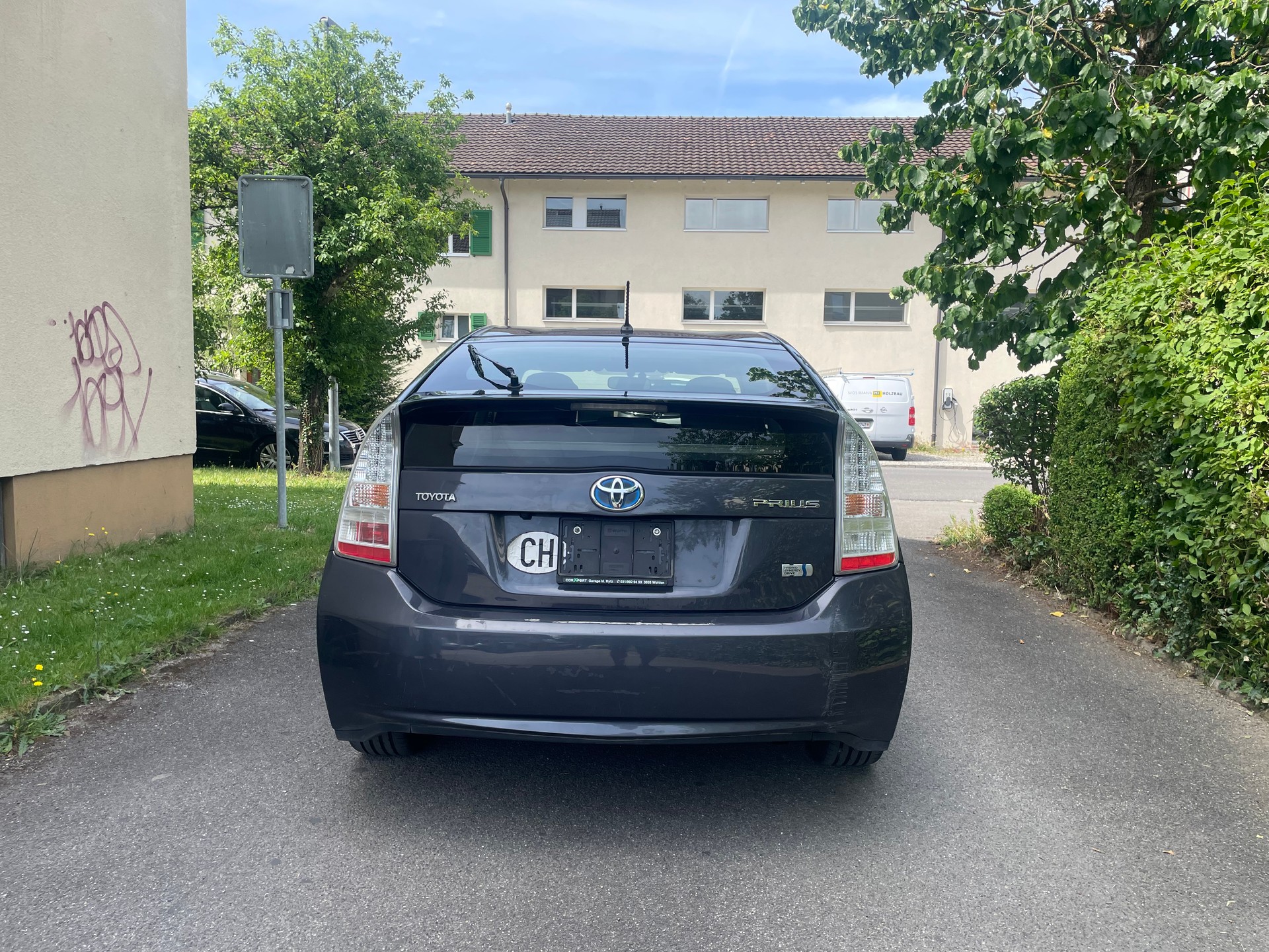 TOYOTA Prius 1.8 16V HSD Sol-image-3