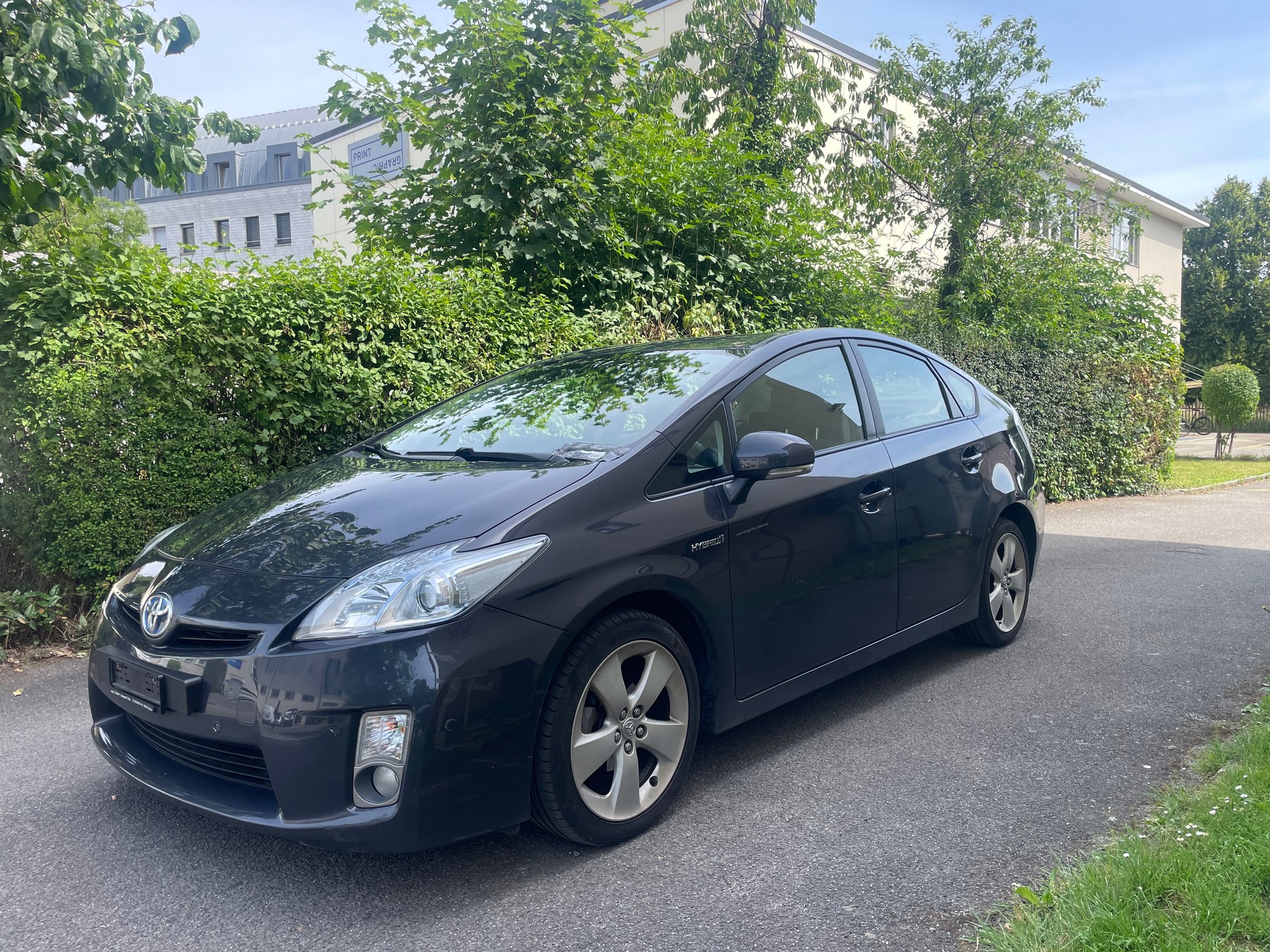 TOYOTA Prius 1.8 16V HSD Sol-image-1