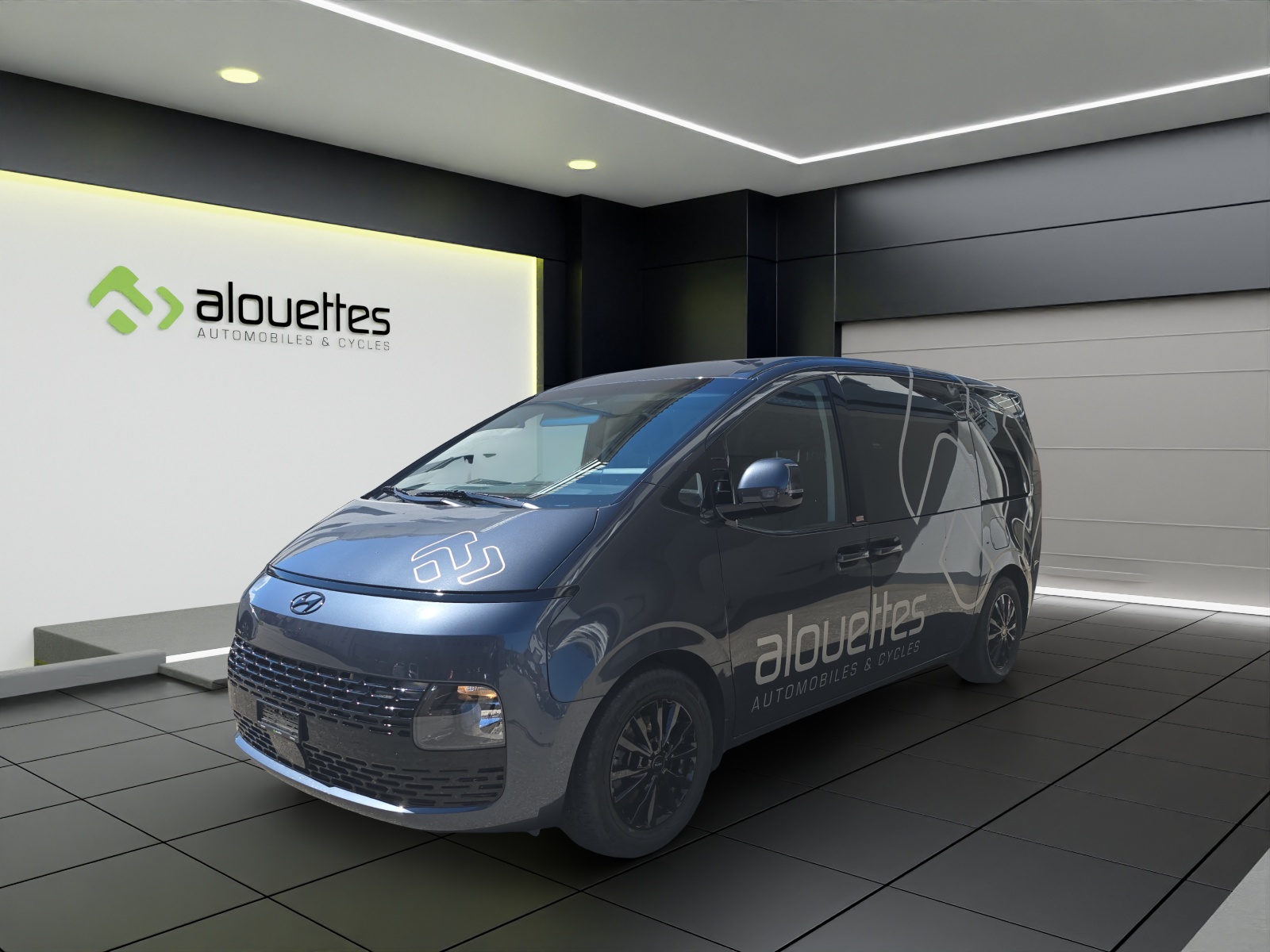 HYUNDAI Staria Premium 2.2 CRDi Amplia 4WD A
