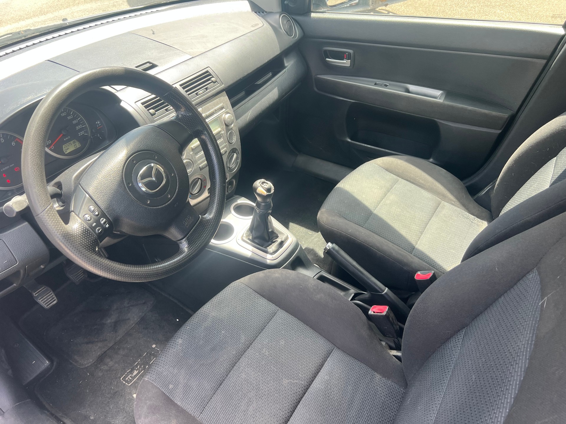 MAZDA 2 1.4i 16V Exclusive-image-7