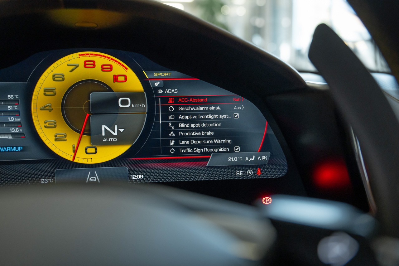 FERRARI Roma 3.9 V8 T-image-21