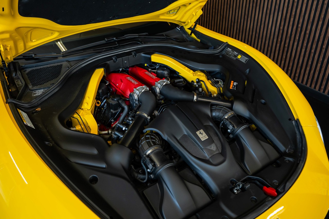 FERRARI Roma 3.9 V8 T-image-38