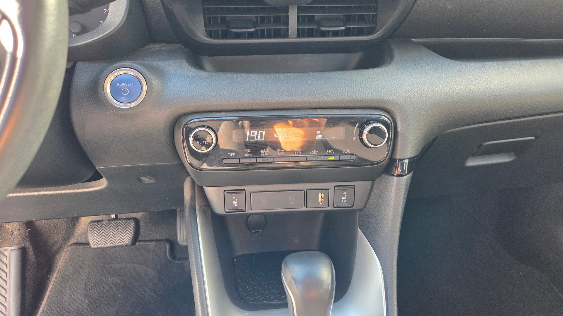 MAZDA 2 Hybrid Agile-image-14