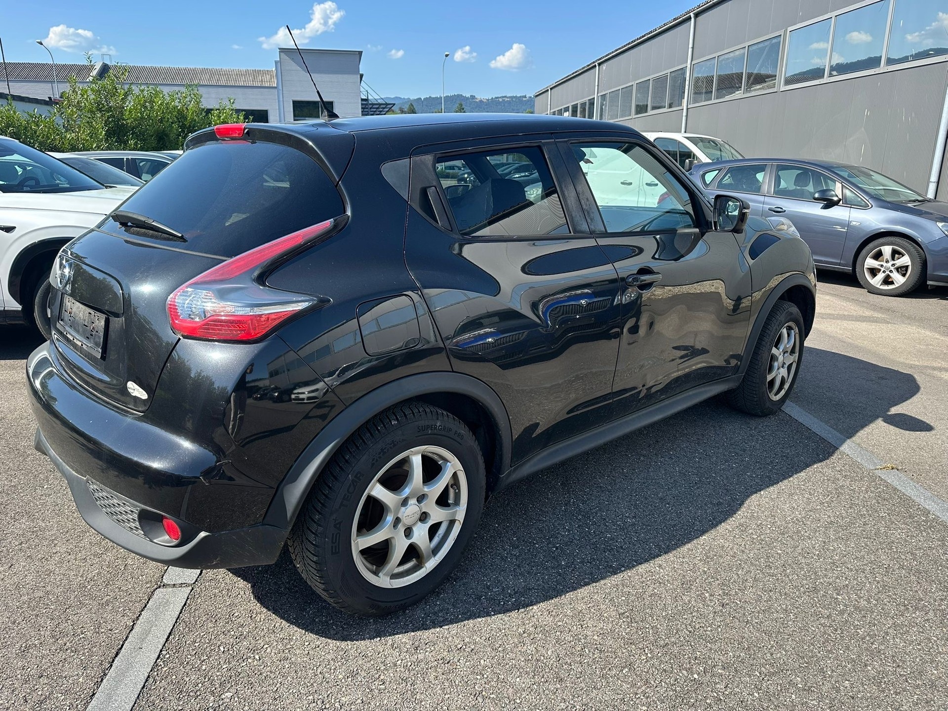NISSAN Juke 1.6 DIG-T N-Connecta 4x4 Xtronic M-CVT-image-8