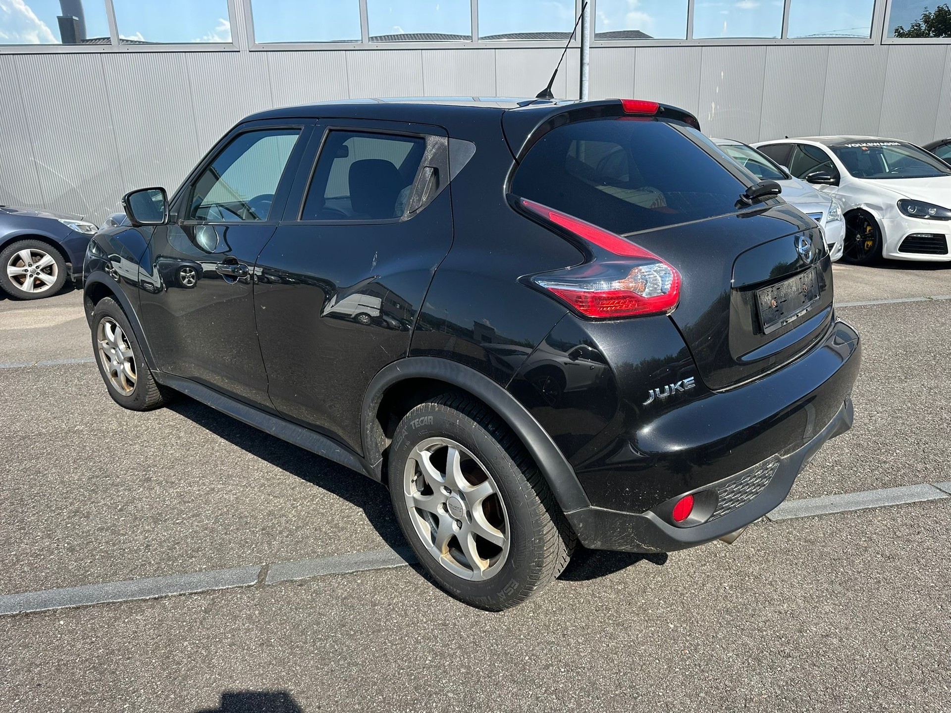 NISSAN Juke 1.6 DIG-T N-Connecta 4x4 Xtronic M-CVT-image-3