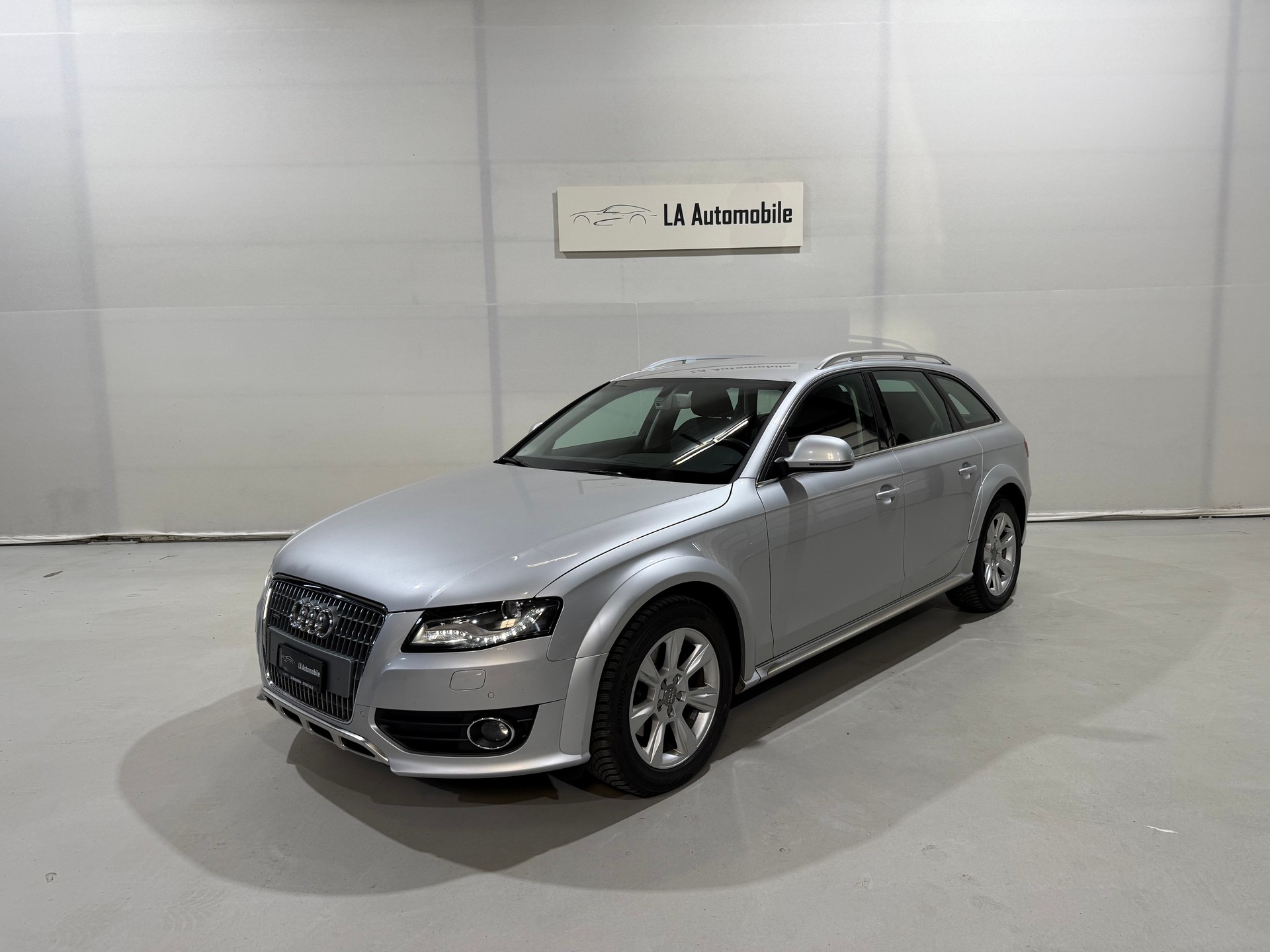 AUDI A4 allroad 3.0 TDI quattro S-tronic-image-0