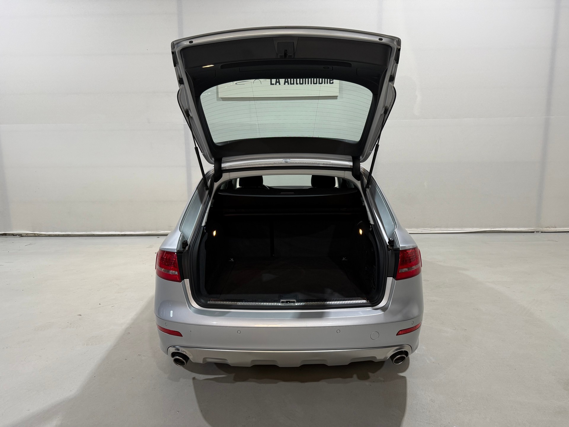 AUDI A4 allroad 3.0 TDI quattro S-tronic-image-10