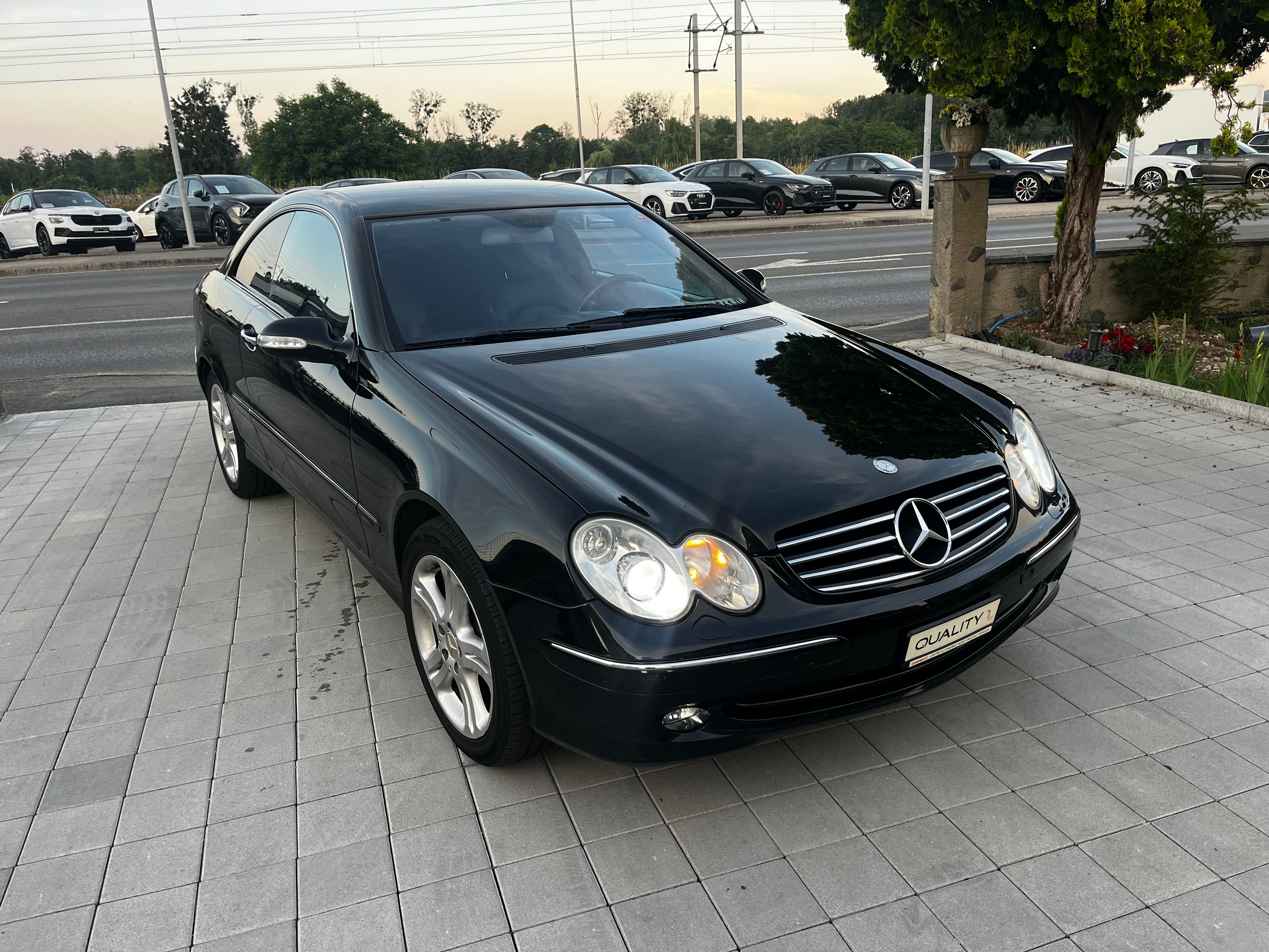 Car photo