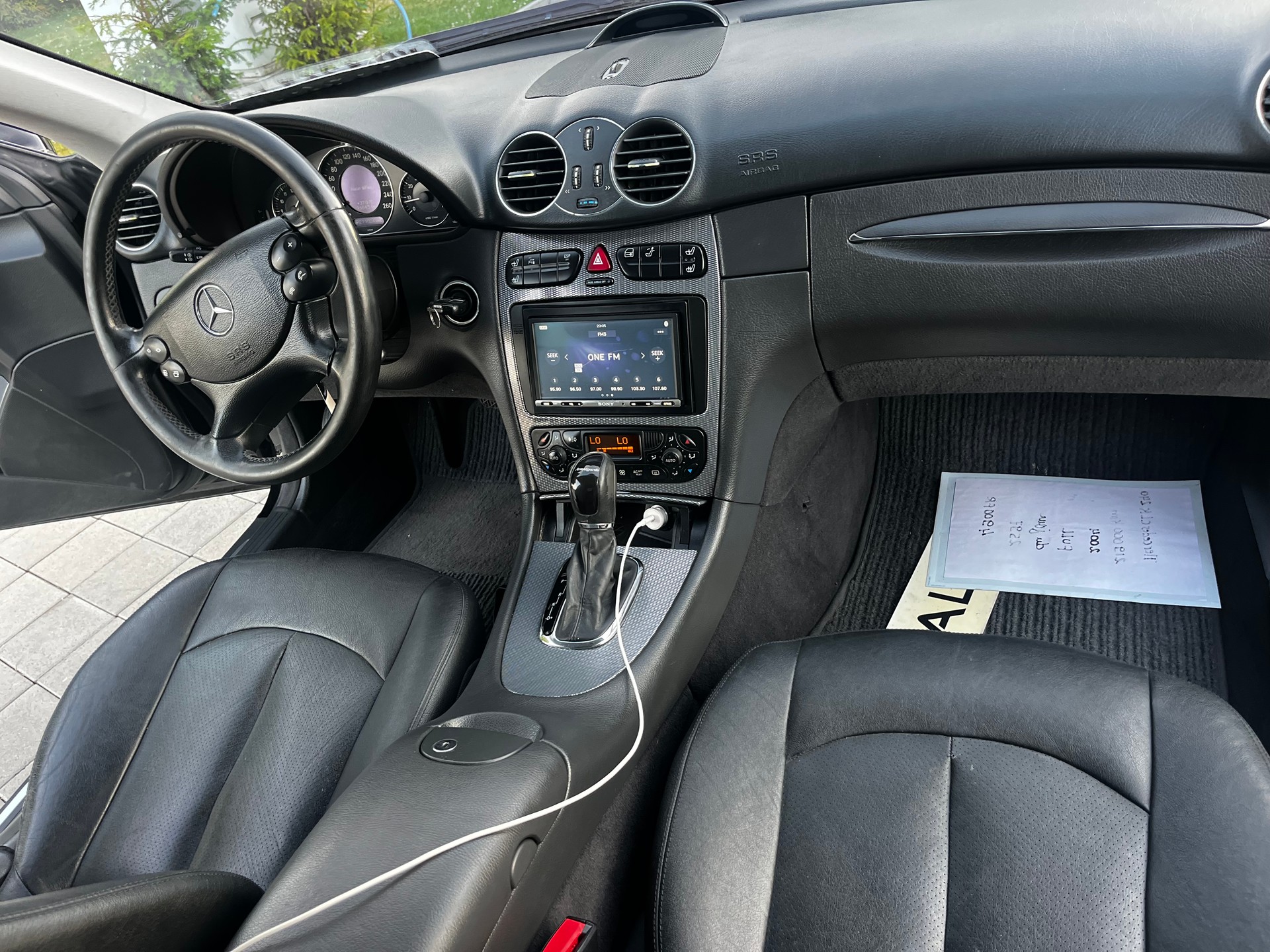 MERCEDES-BENZ CLK 240 Avantgarde-image-8