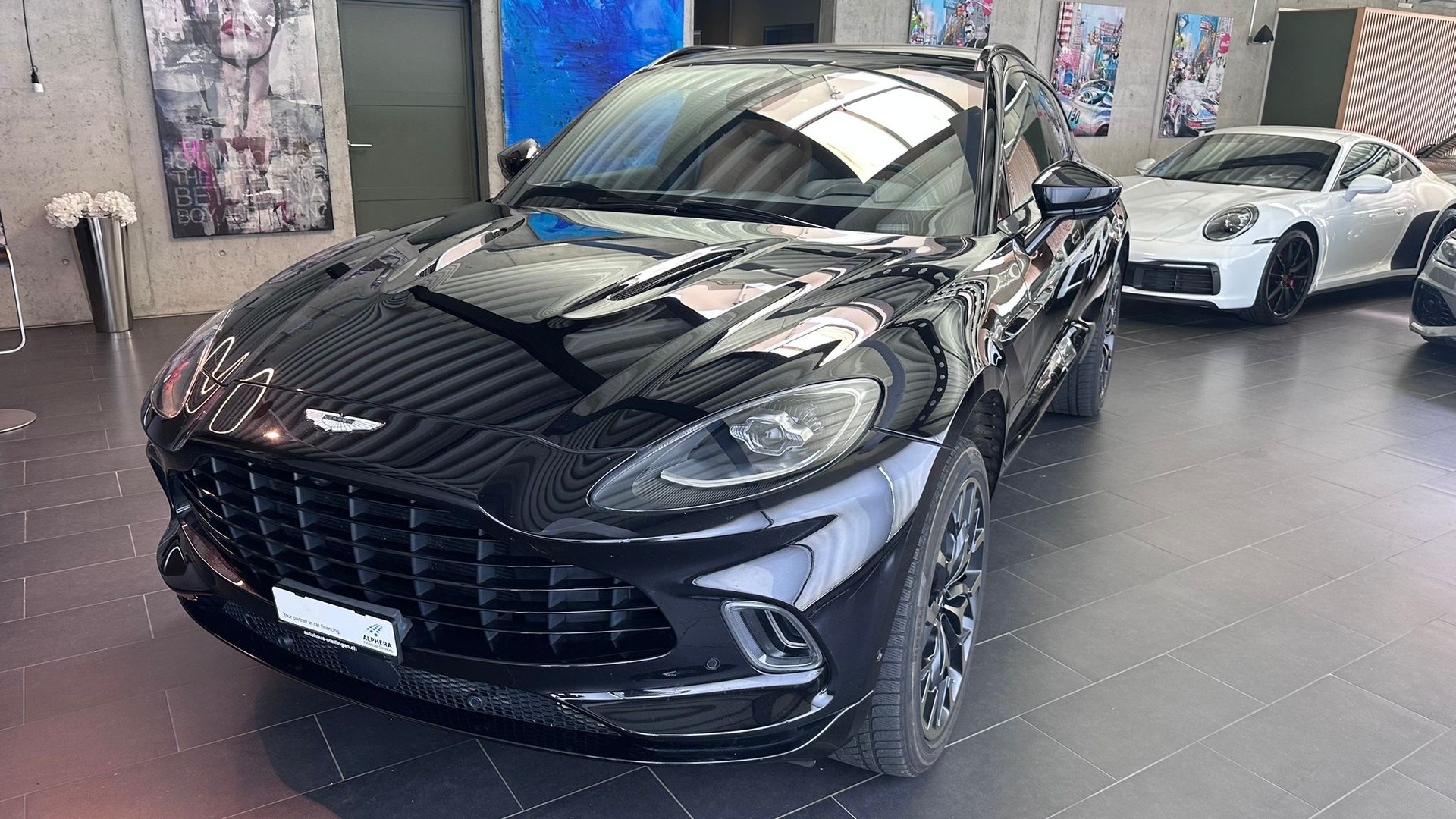 ASTON MARTIN DBX 4.0 V8 Bi-Turbo-image-8