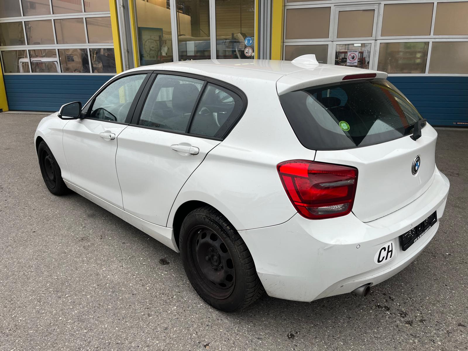 BMW 116d Steptronic-image-2