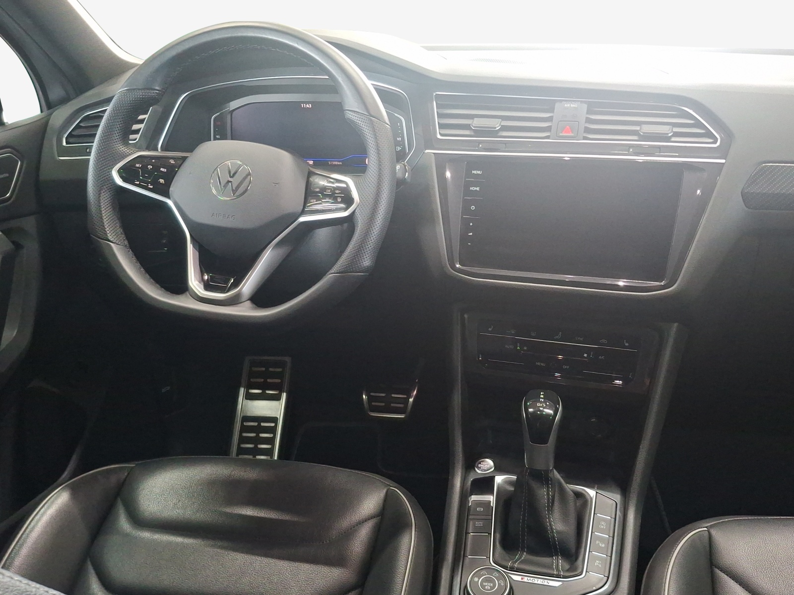 VW Tiguan 2.0TSI R-Line 4Motion DSG-image-8
