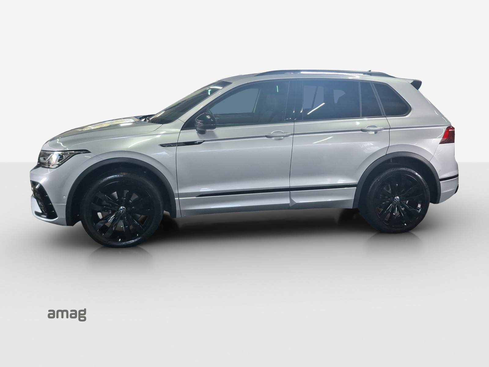 VW Tiguan 2.0TSI R-Line 4Motion DSG-image-2