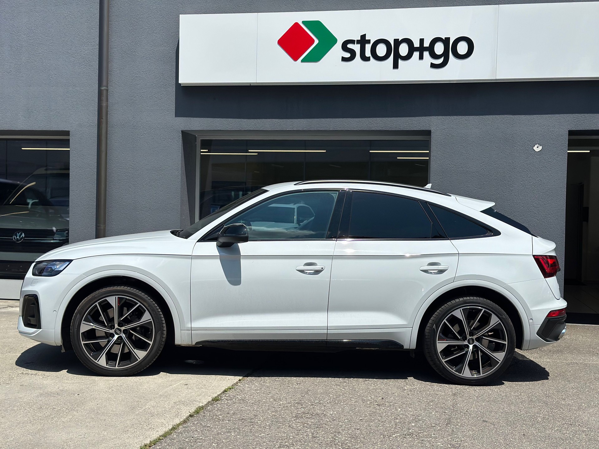 AUDI SQ5 Sportback TDI quattro tiptronic-image-2