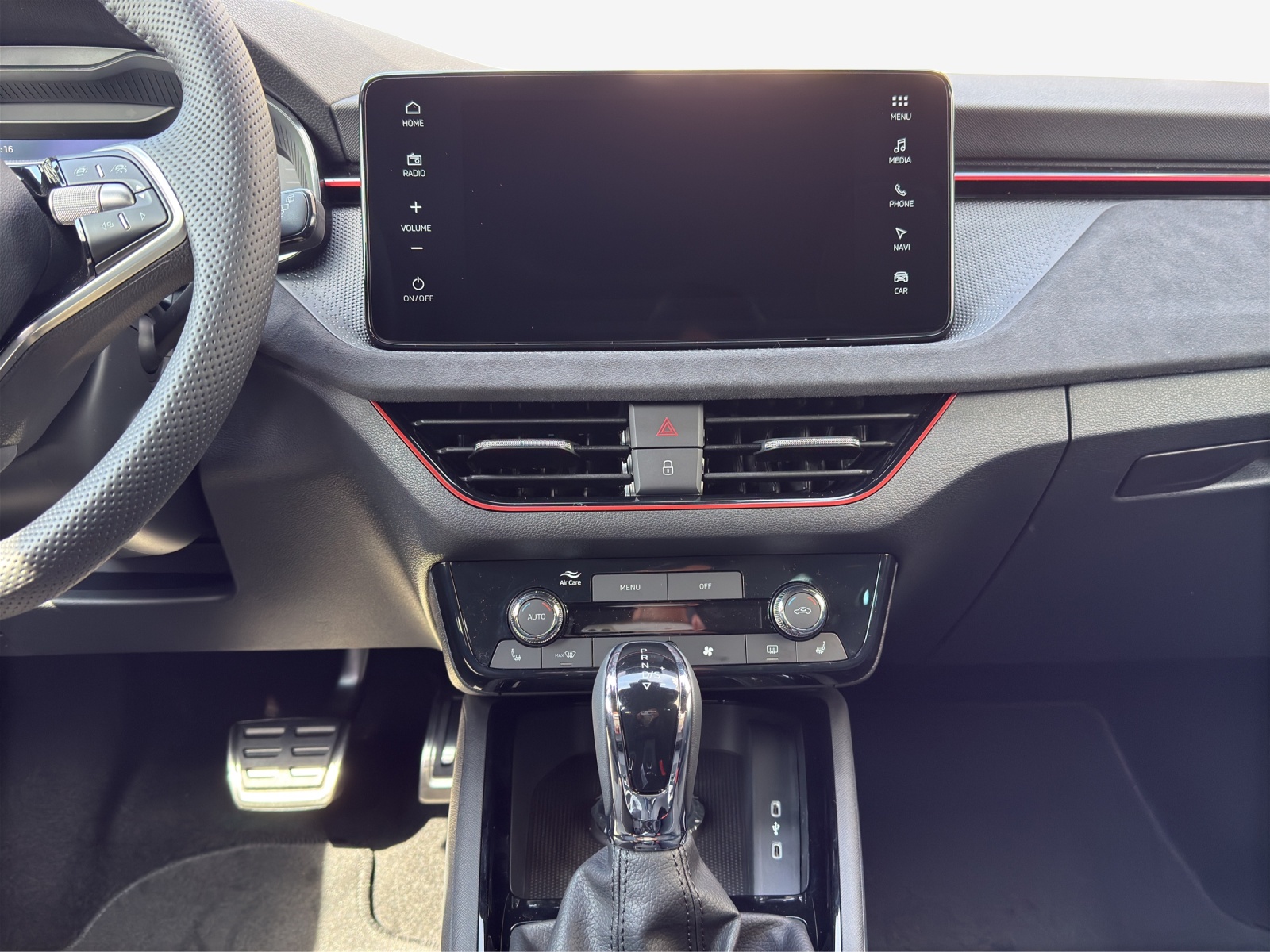 SKODA Kamiq 1.5 TSI Dynamic DSG-image-10