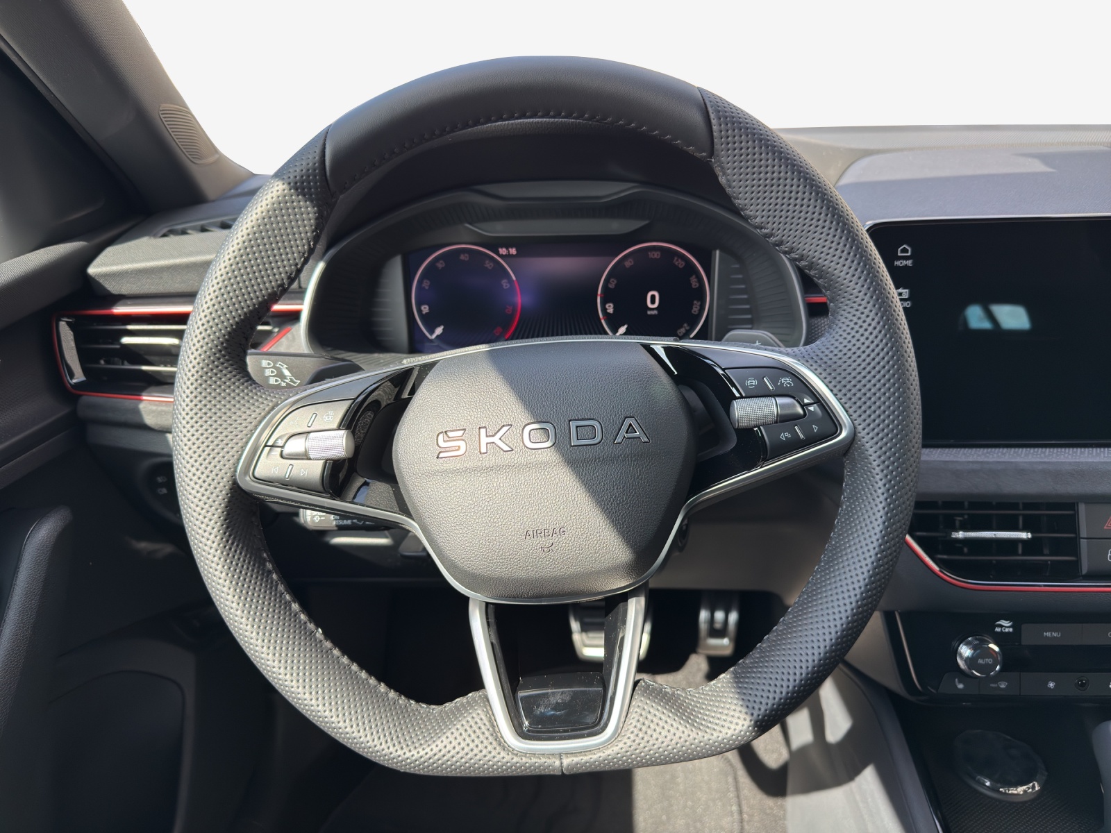 SKODA Kamiq 1.5 TSI Dynamic DSG-image-9