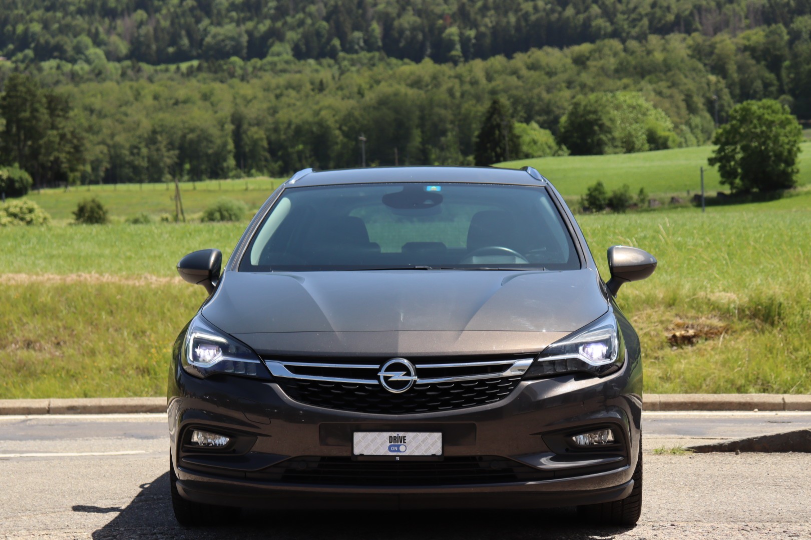 OPEL Astra Sports Tourer 1.6 CDTi ecoF Dynamic • Garantie • Véhicule CH • MFK-image-0