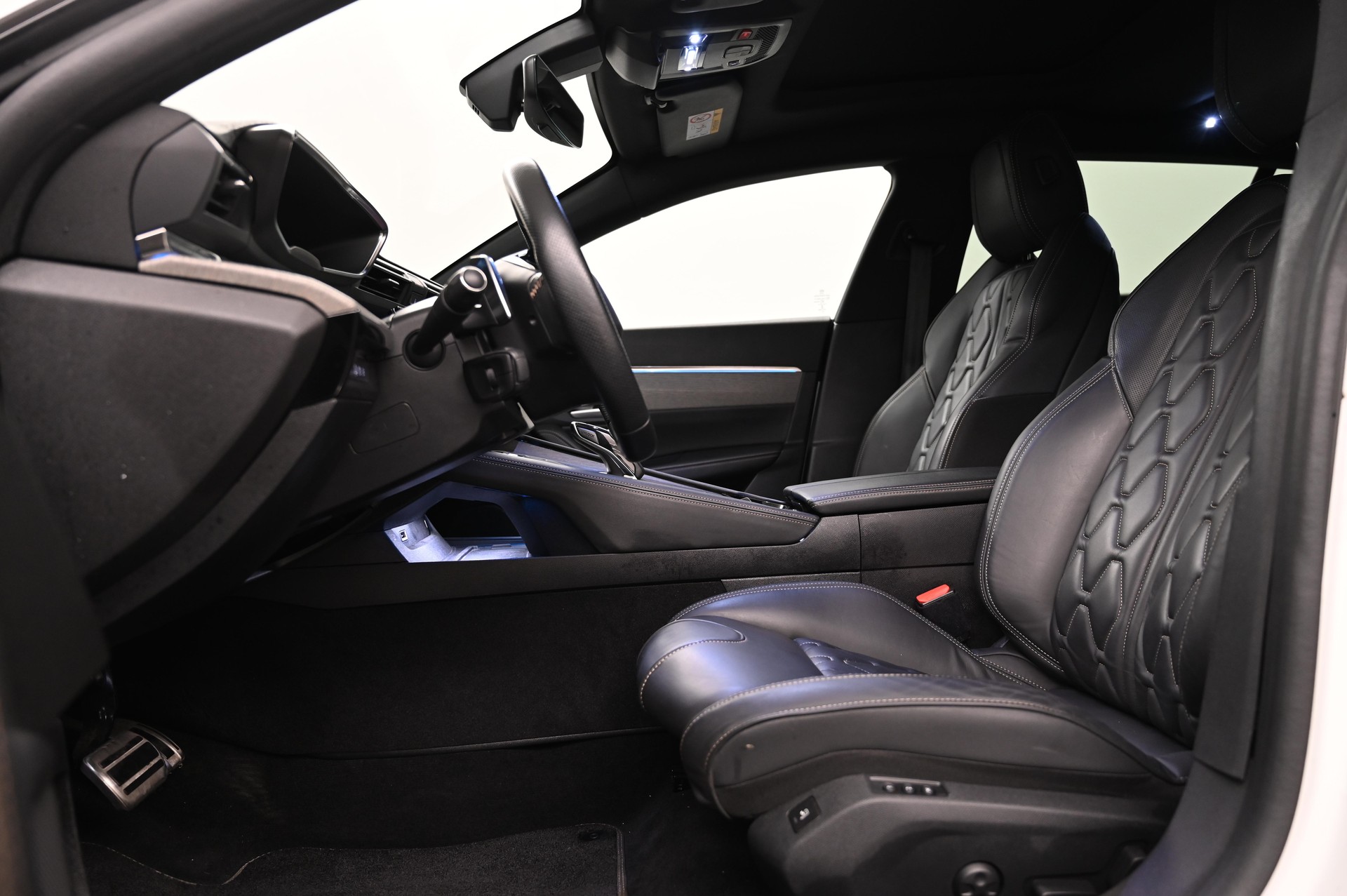 PEUGEOT 508 SW 1.6 Plug-in Hybrid GT-image-5