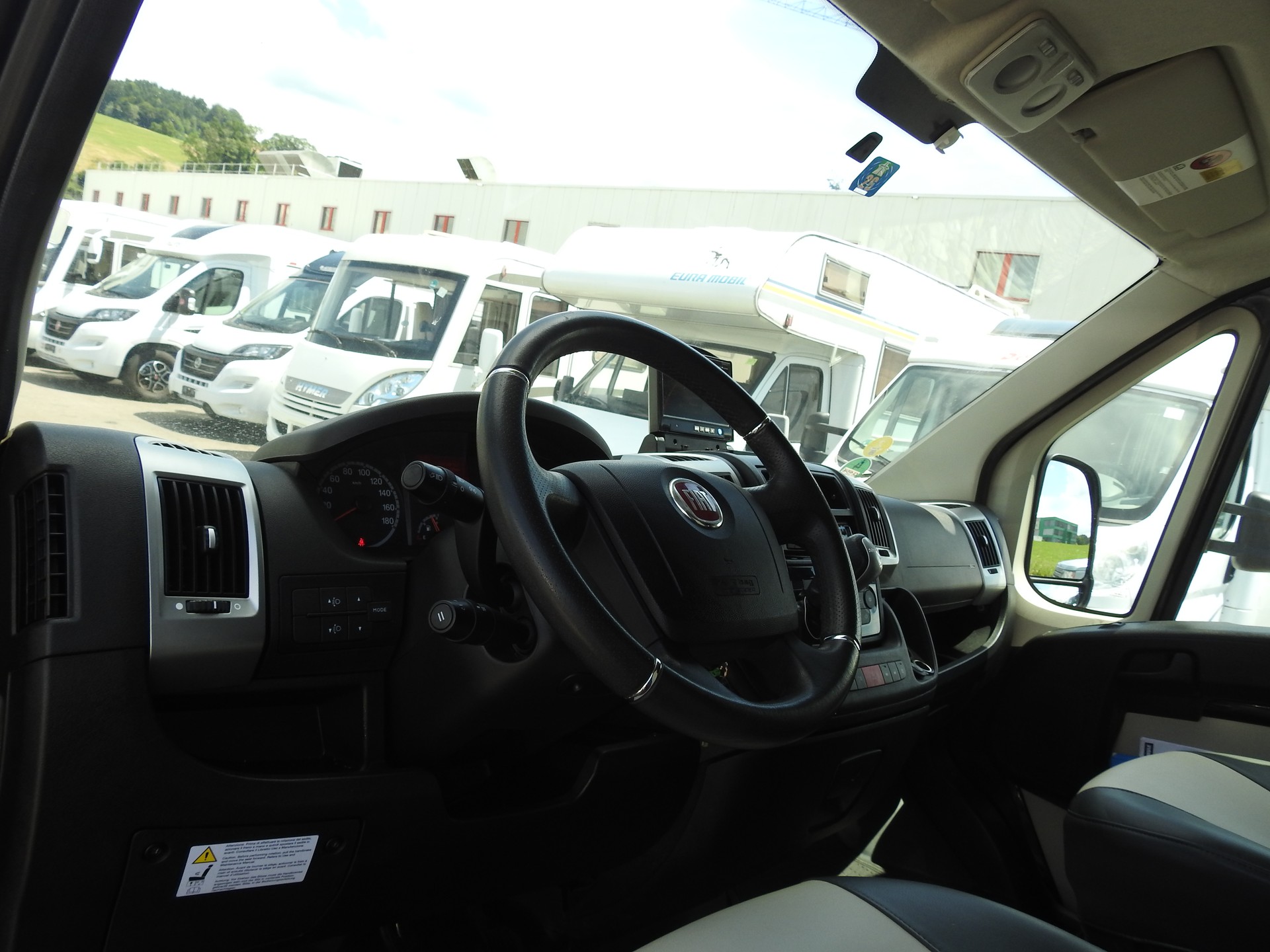 FIAT LMC Black Selection-image-9