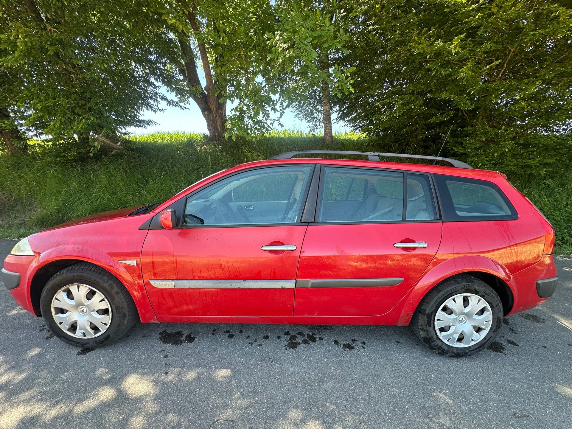 RENAULT Mégane Break 1.6 16V Dynamique-image-6
