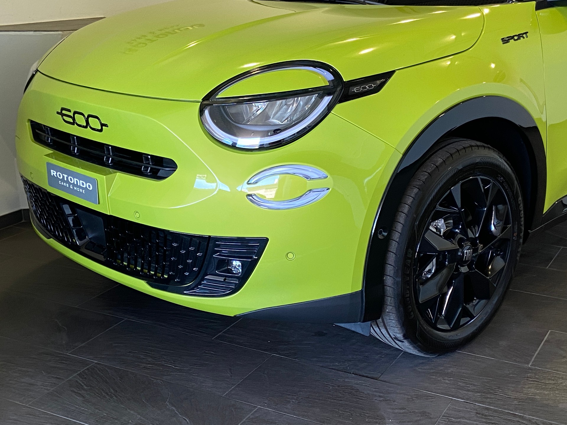FIAT 600h Mild Hybrid Sport 145PS-image-2