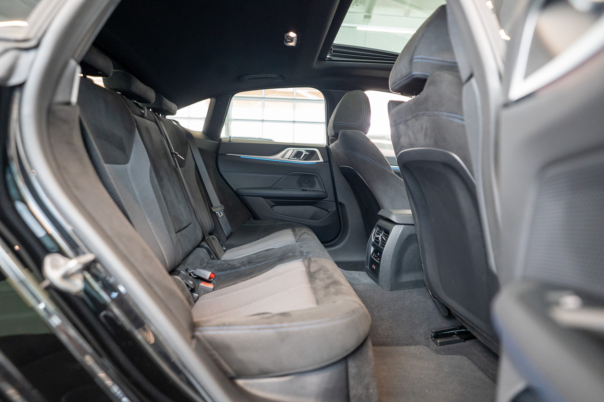 BMW 430i xDrive M Sport Gran Coupé / LCI / 360°Kamera / HeadUp / el.Heckklappe-image-13