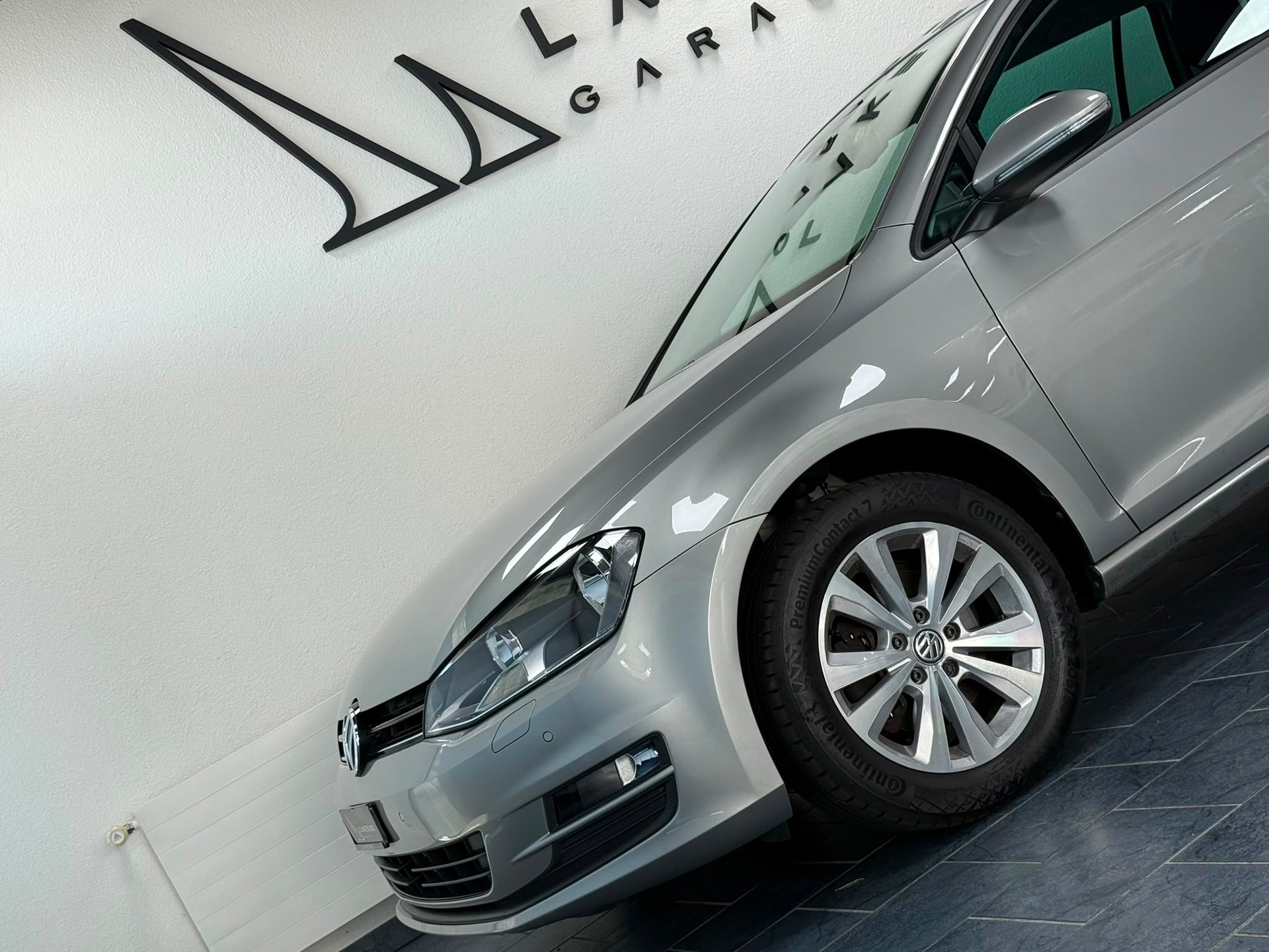 VW Golf Variant 1.6 TDI Comfortline DSG-image-7
