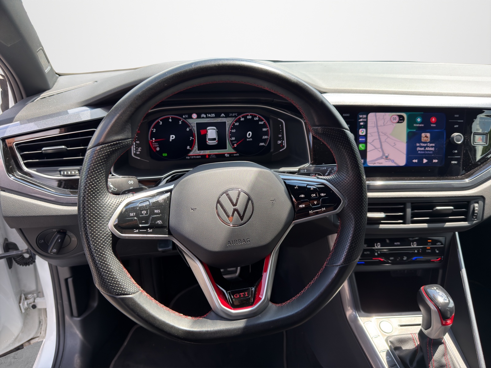 VW Polo 2.0 TSI GTI DSG-image-10